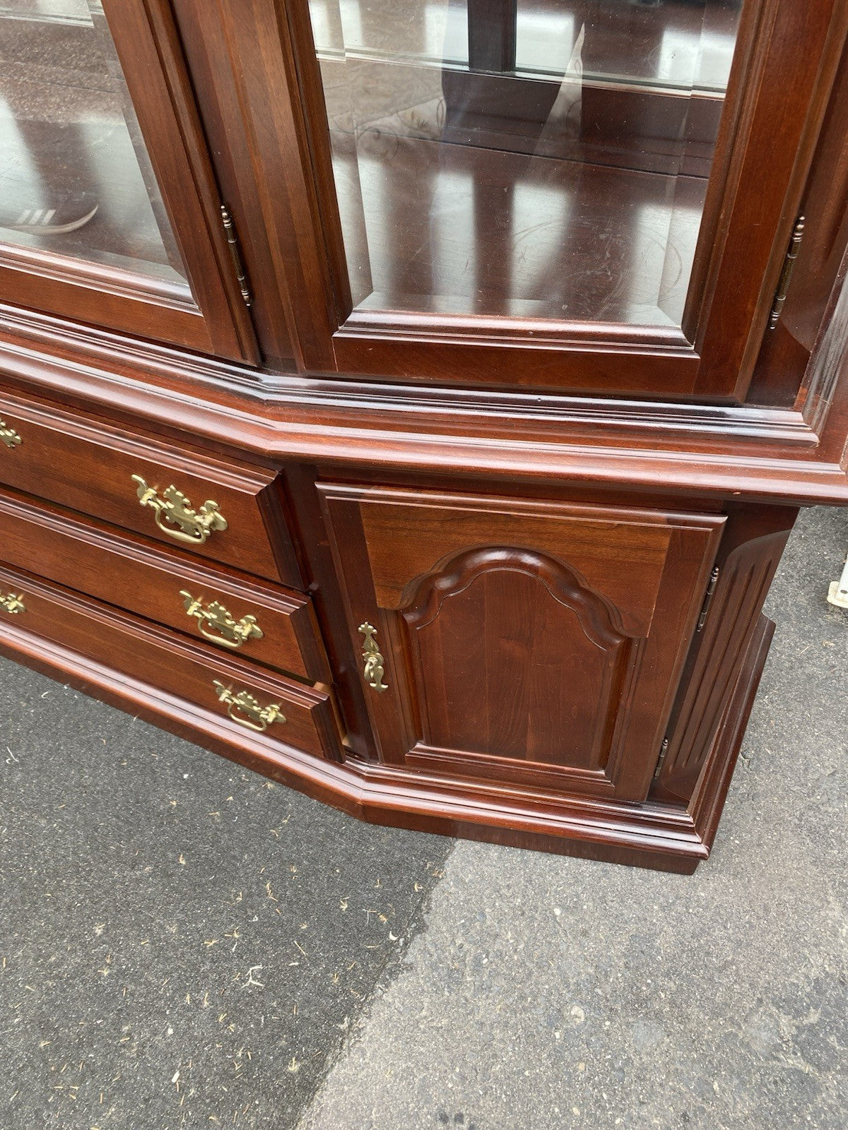 66603   Cherry SUMTER Furniture  2 pc. China Cabinet Curio Breakfront