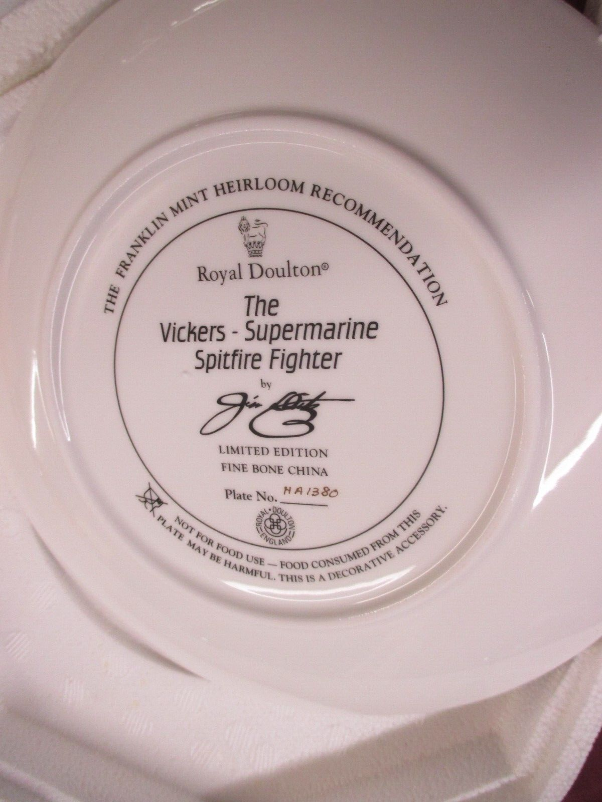 ES 05:    4 Collector  Military Plane  Franklin MInt Plates