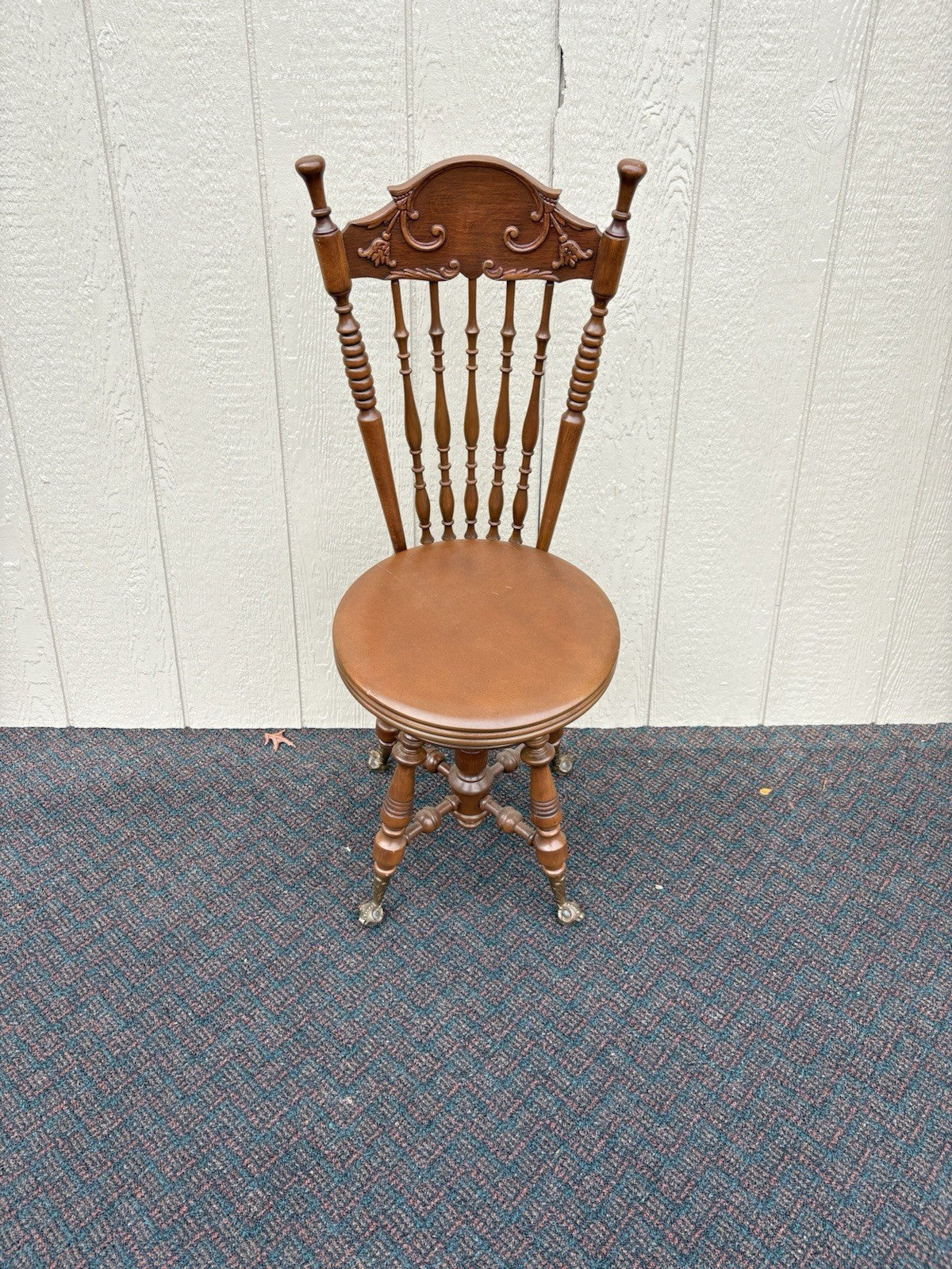 67107 Antique Mahogany Piano Stool Chair Adjustable Seat