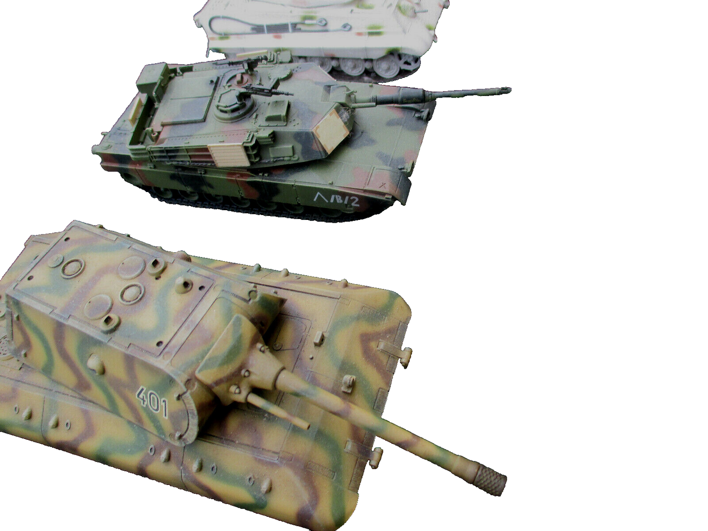 ES52 Dragon Armor Models WWII Collectible Model Grouping of 6 Military Tanks