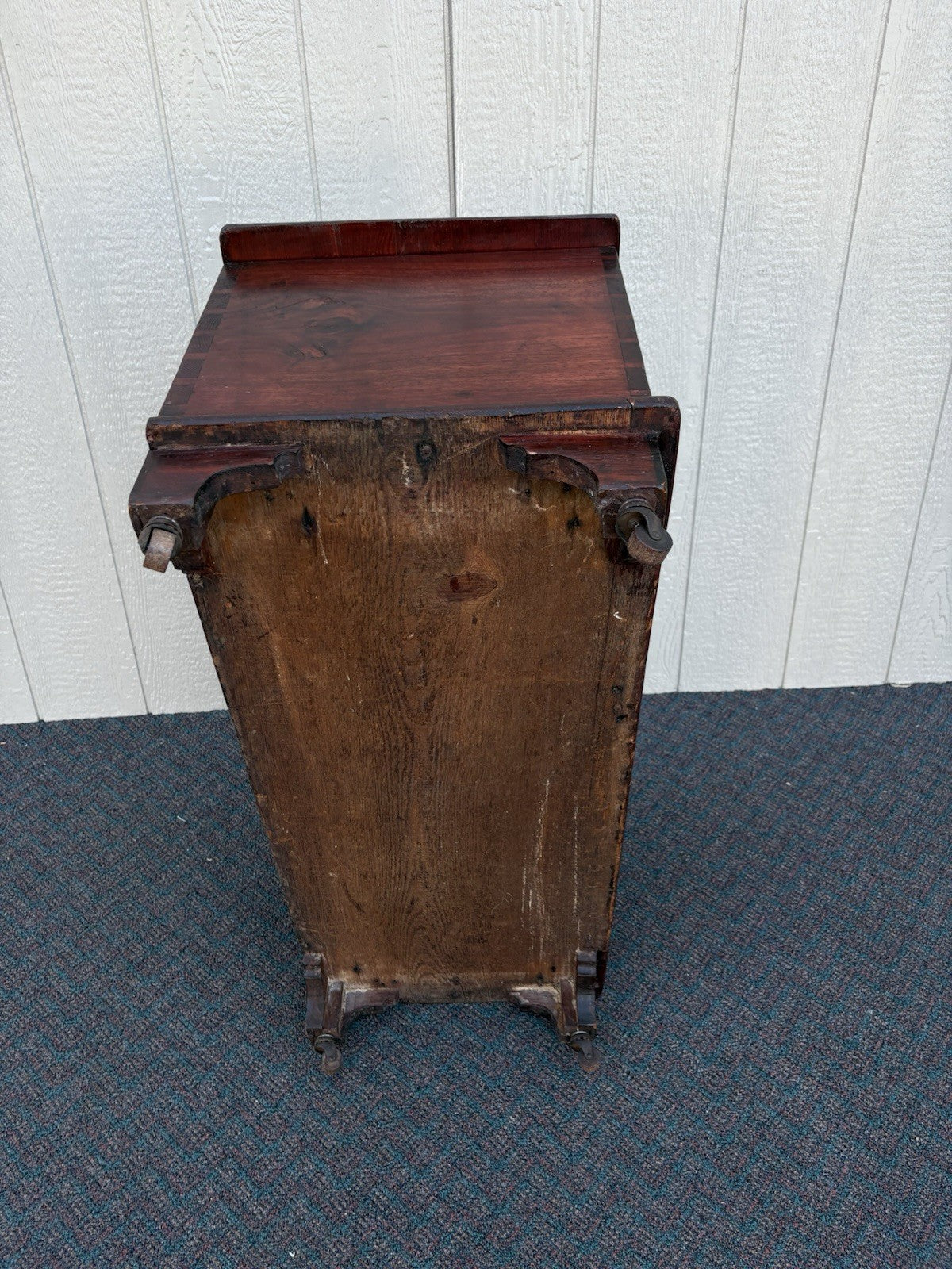 67016 Antique Primitive Storage Blanket Chest With Dovetailed Sides