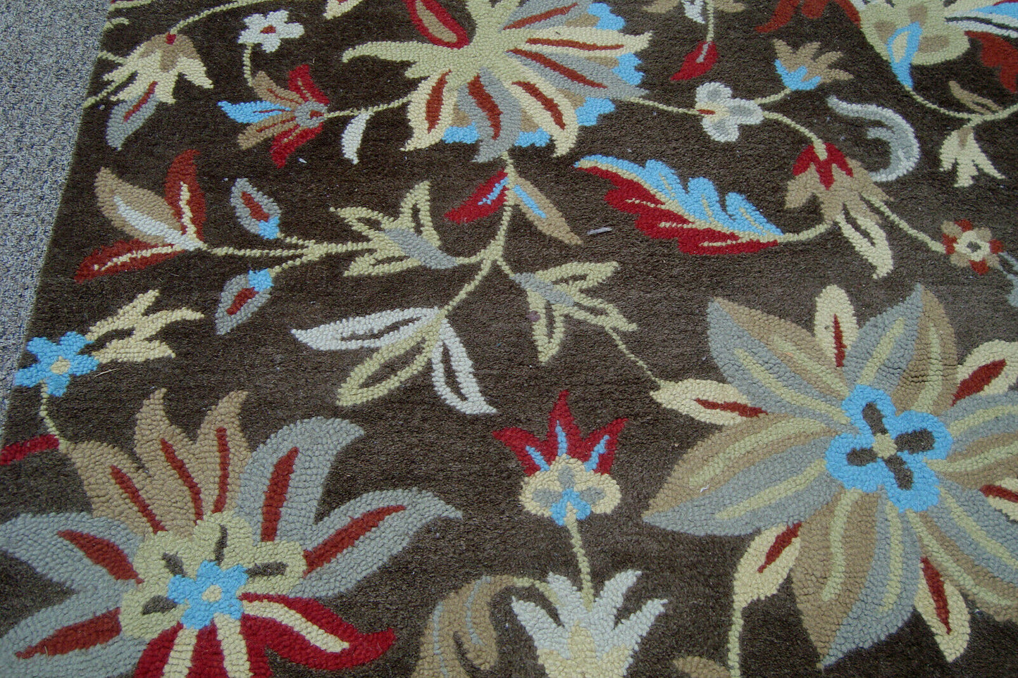 Rug 215 -  SAFAVIEH  JARDIN 100% Wool Carpet Rug  8' x 10' Size