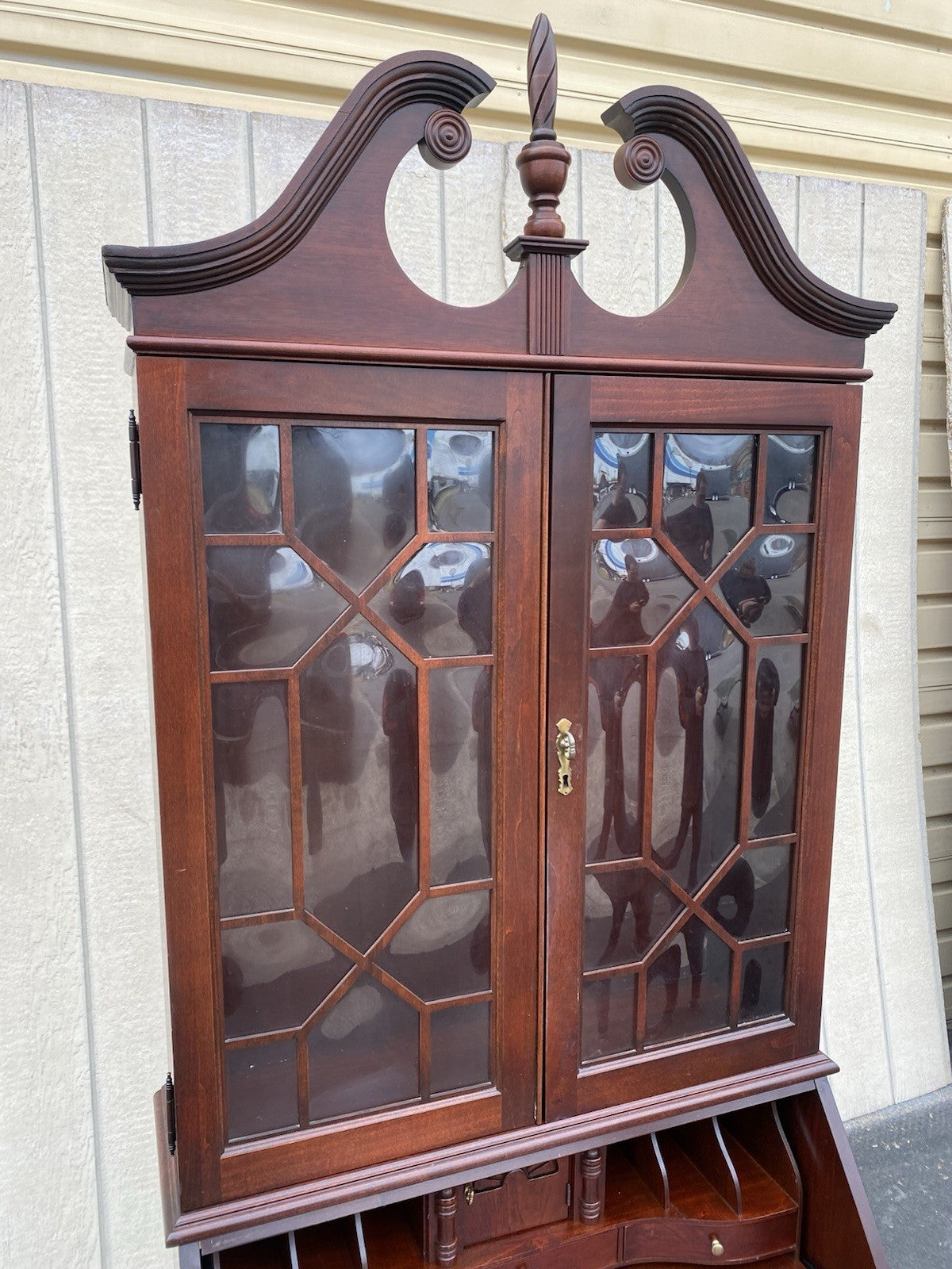 66491 JASPER Furniture Bubble Glass Secretary Desk w/ Bookcase Top