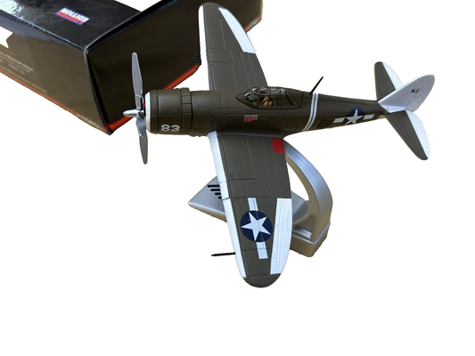 ES 201 Corgi US33823 P-47D-5 Of Major Gerald Johnson 1:72 Limited Edition