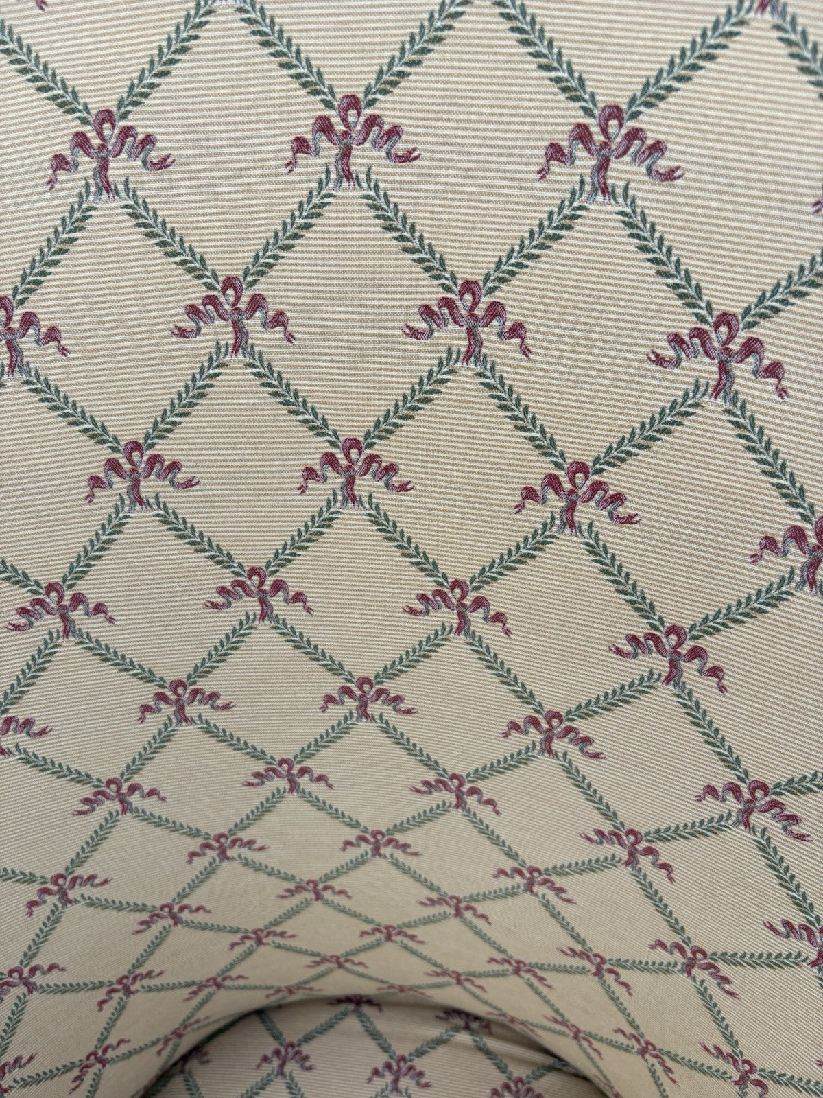 66836 HICKORY CHAIR Victorian Style Armchair Chair