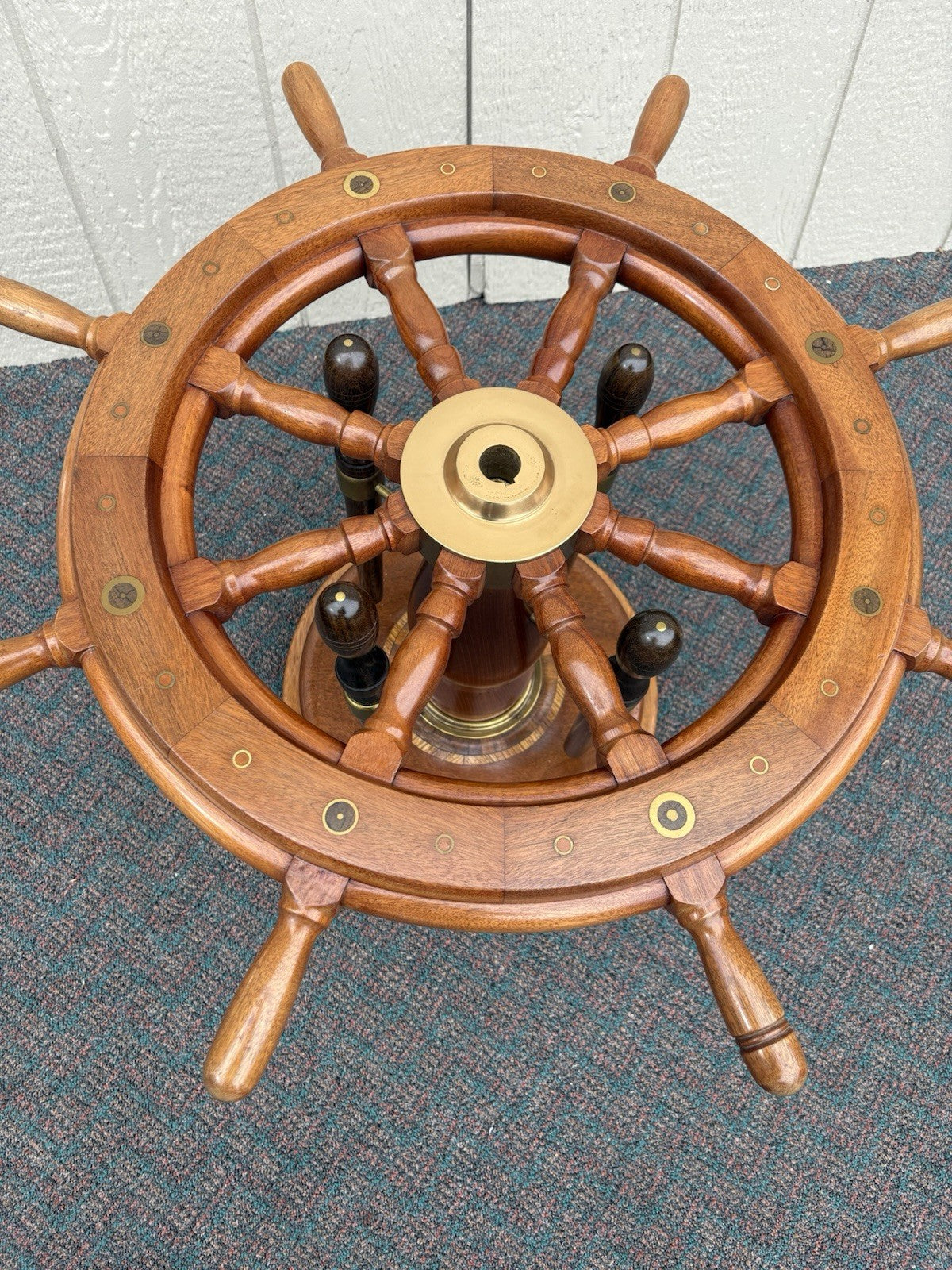 67164 Original Ships Wheel With Glass Top Coffee Table
