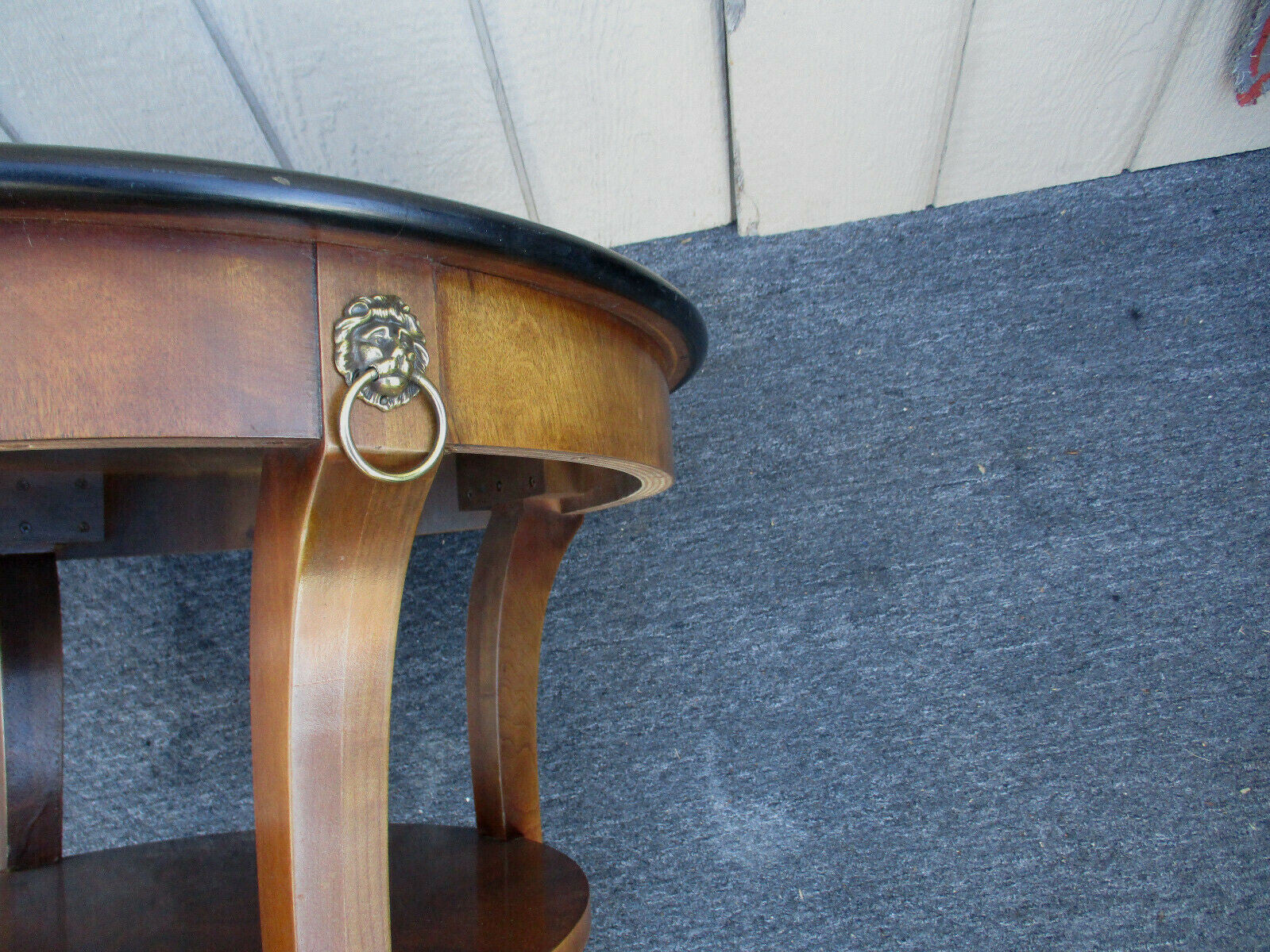 62184  Round Neo Classical Lamp Table Nightstand Stand