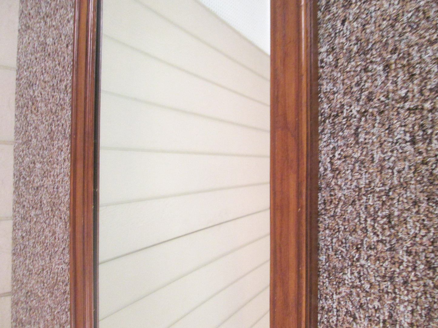 55167  THOMASVILLE Cherry Wood Mirror