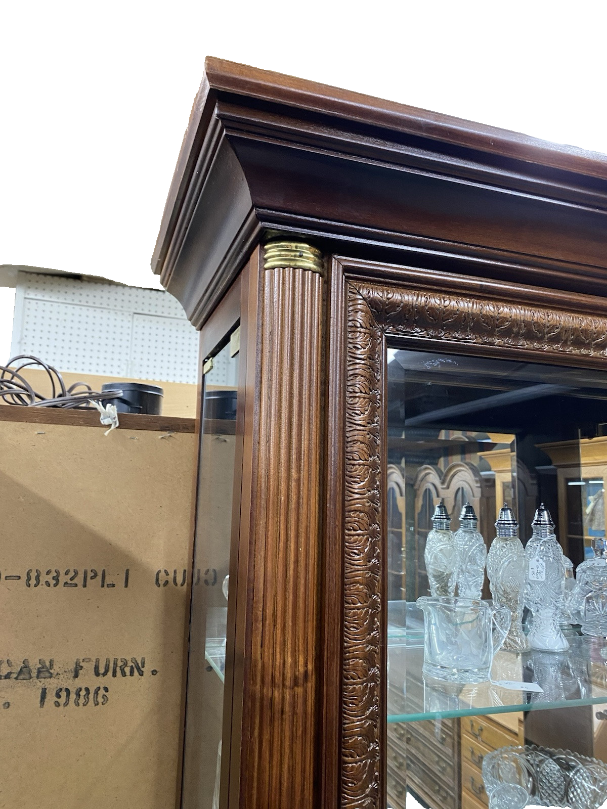 64424 Fancy Mahogany Curio China Cabinet