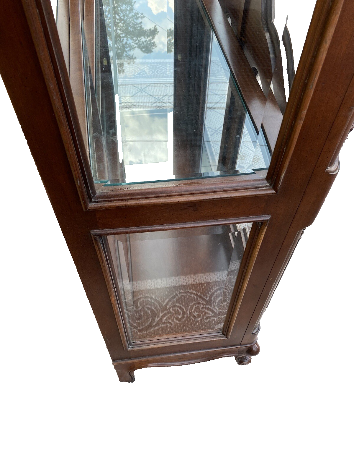 64784 Super Quality Lighted Curio China Cabinet
