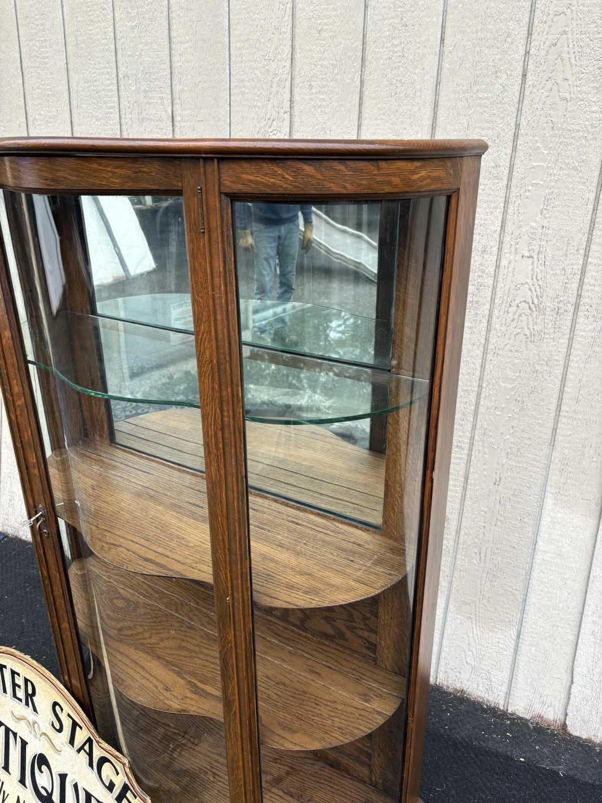 66717 Antique Victorian Oak Bow Glass Curio Cabinet + Serpentine Glass Door
