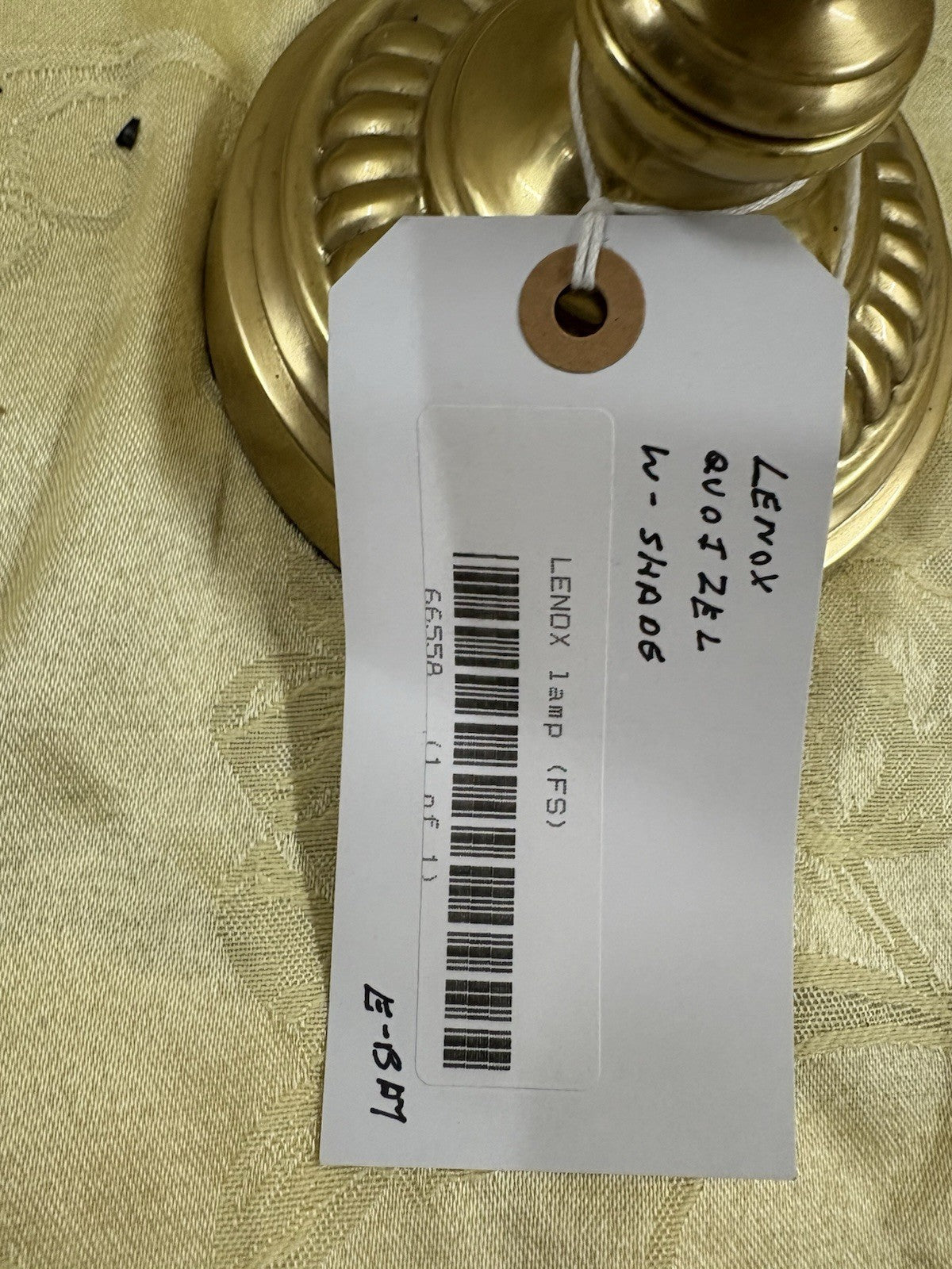 66558 Lenox Quoizel Table Lamp with Lenox Tag on shade