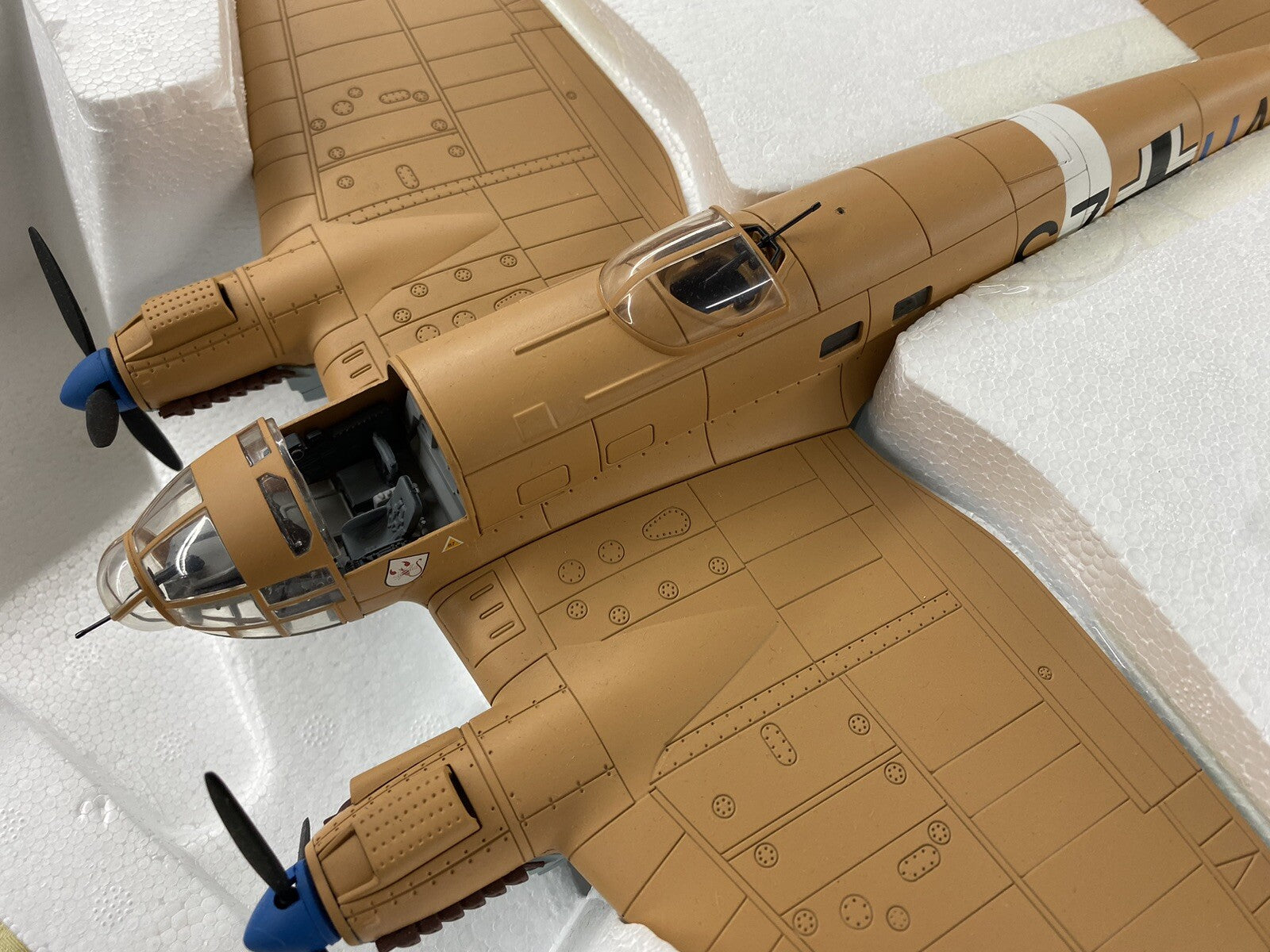 ES 307 Franklin Mint Precision B11E199  WW11 German Heinkel 111 Libya Desert NIB