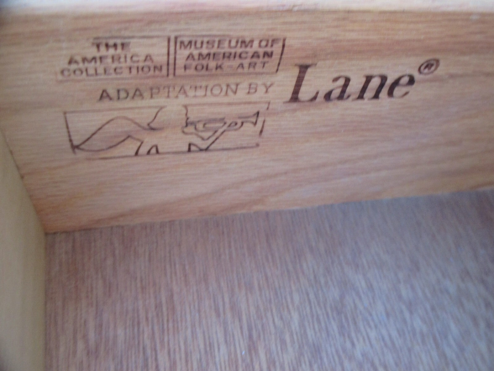 64013 Lane Furniture Lamp Table Console with Mirror