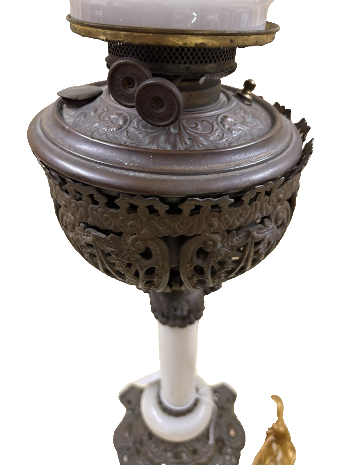 64951 Antique Victorian Oil Lamp with glass globe
