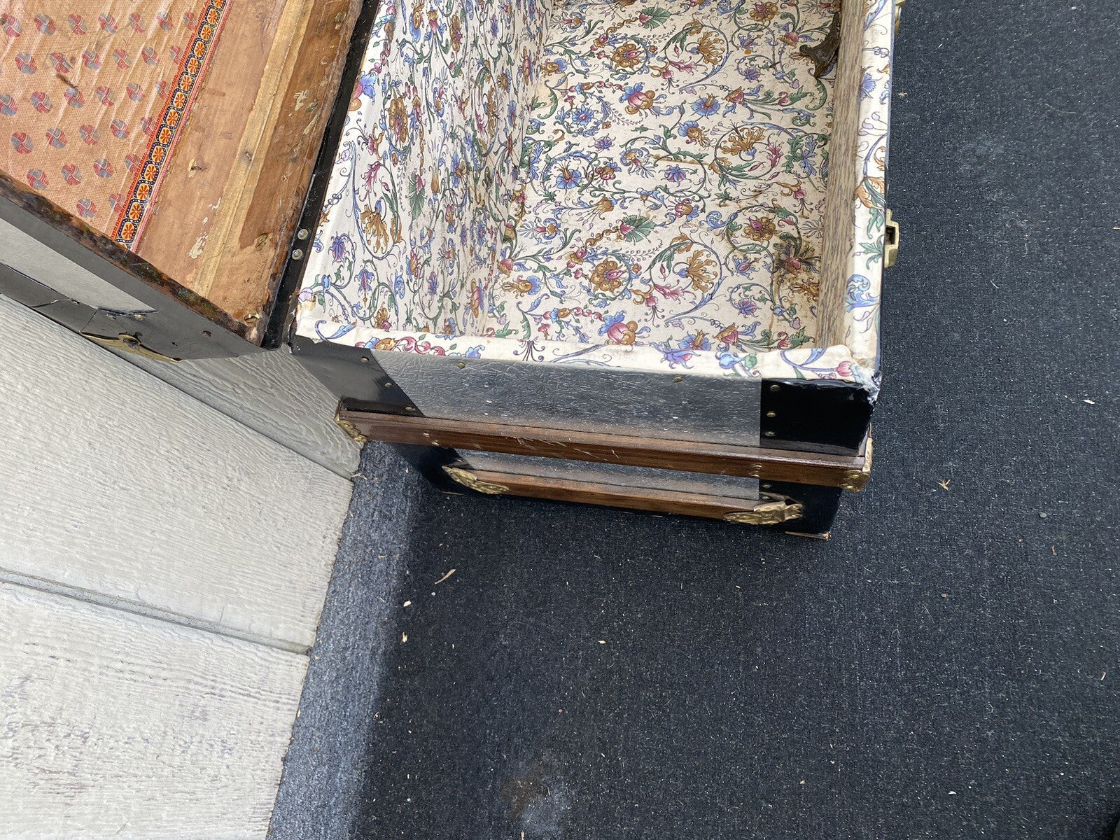 66220 Antique Dome Top Trunk Blanket Chest Storage Chest