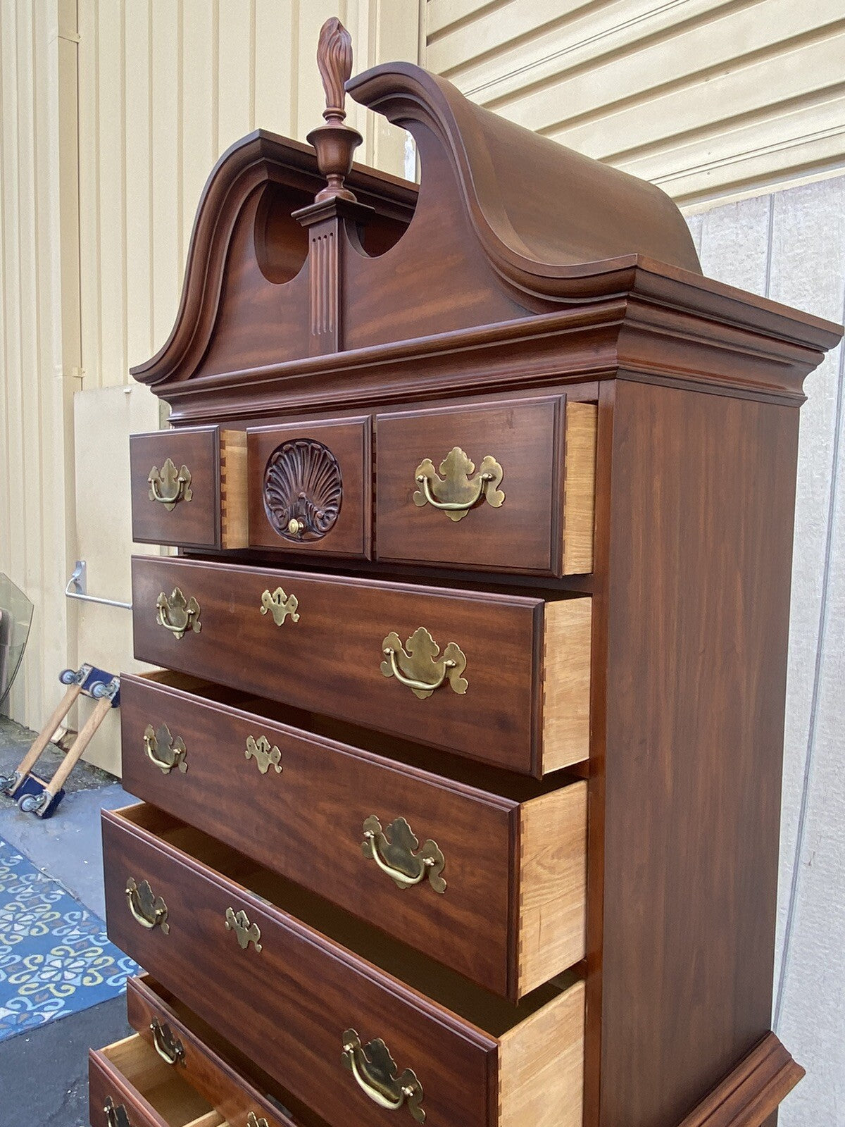 65416 HENKEL HARRIS Queen Anne 2 Piece Highboy Chest Dresser