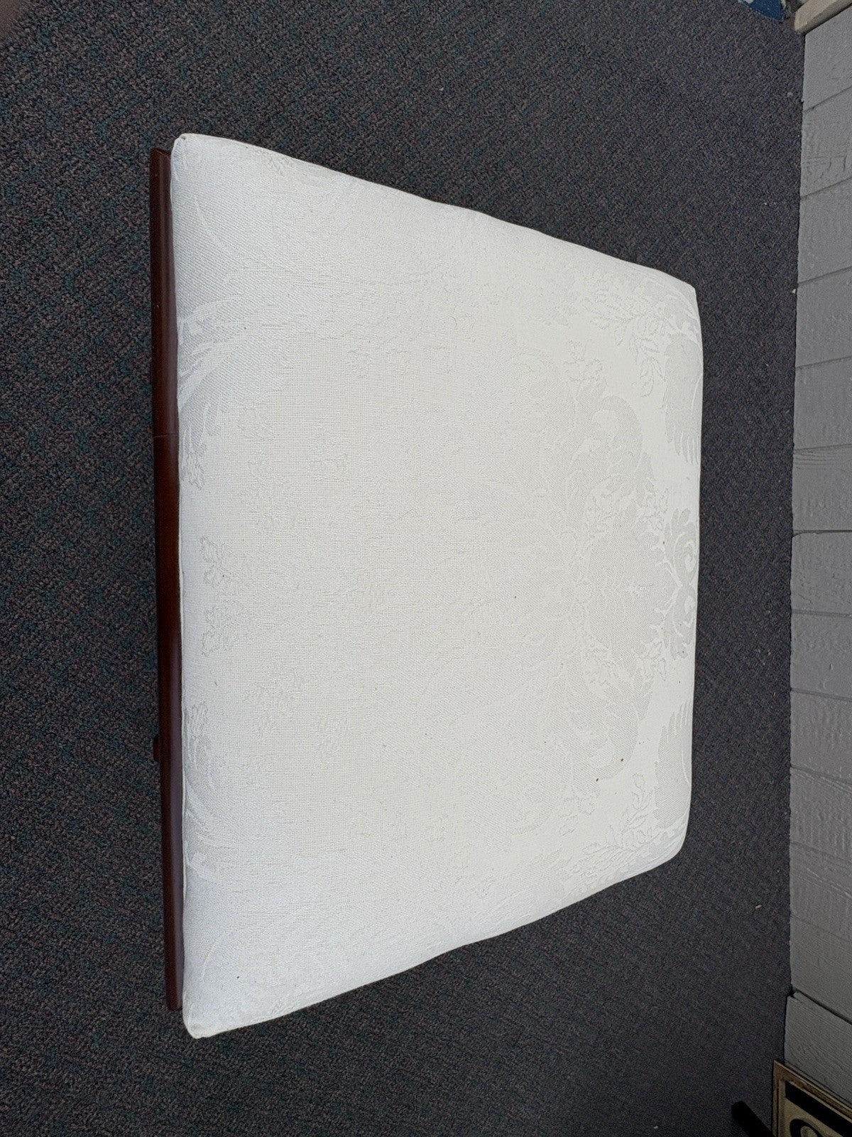 67033  BAKER Furniture Milling Road  Furniture Ottoman Footstool Bench Stool