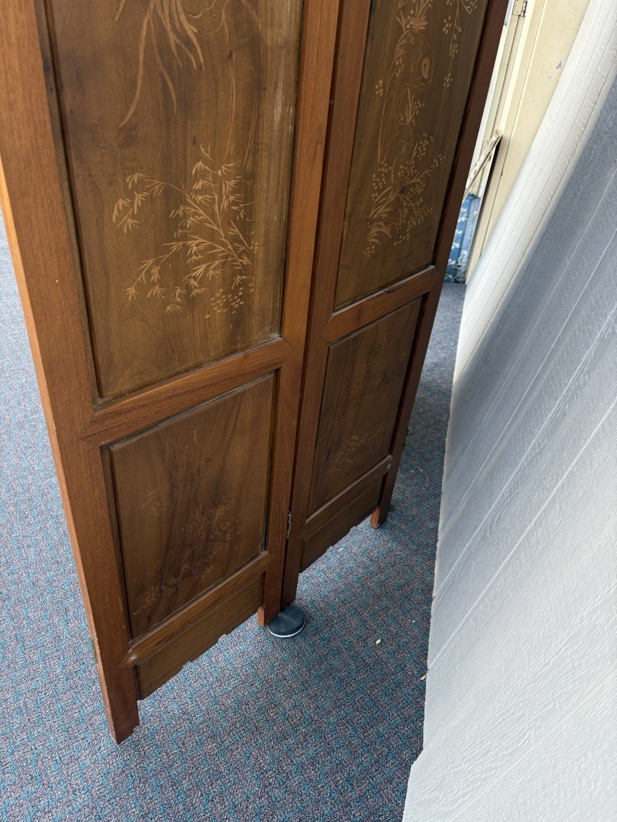 67013 Custom Hand Carved 4 Section Room Divider Screen