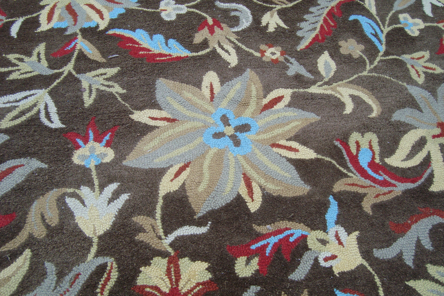 Rug 215 -  SAFAVIEH  JARDIN 100% Wool Carpet Rug  8' x 10' Size