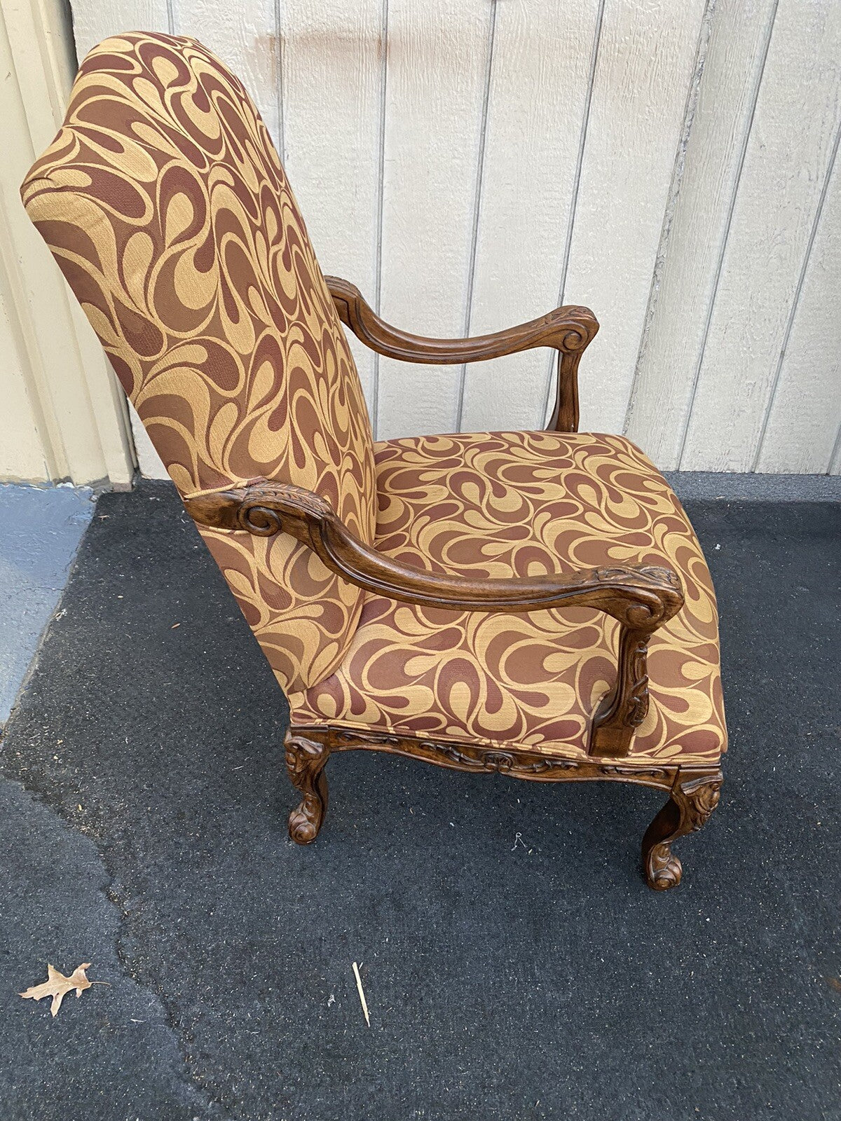 66070   Fancy Carved Armchair Chair BEST CHAIRS