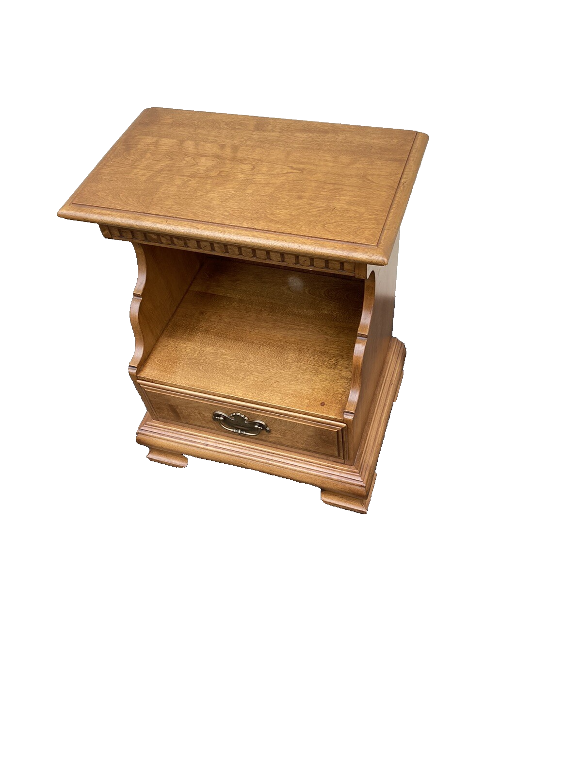 66327 ETHAN ALLEN Maple Nightstand End Table Stand