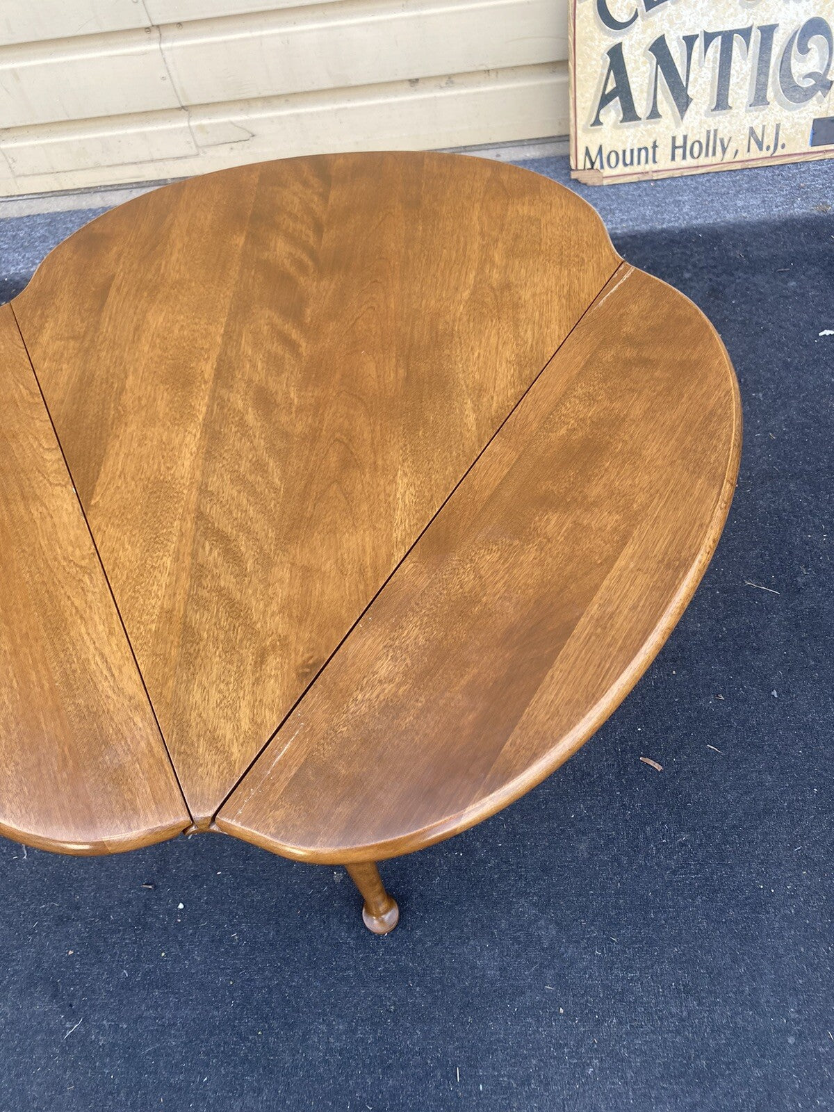 65793 ETHAN ALLEN Maple Dropside Lamp Table Stand