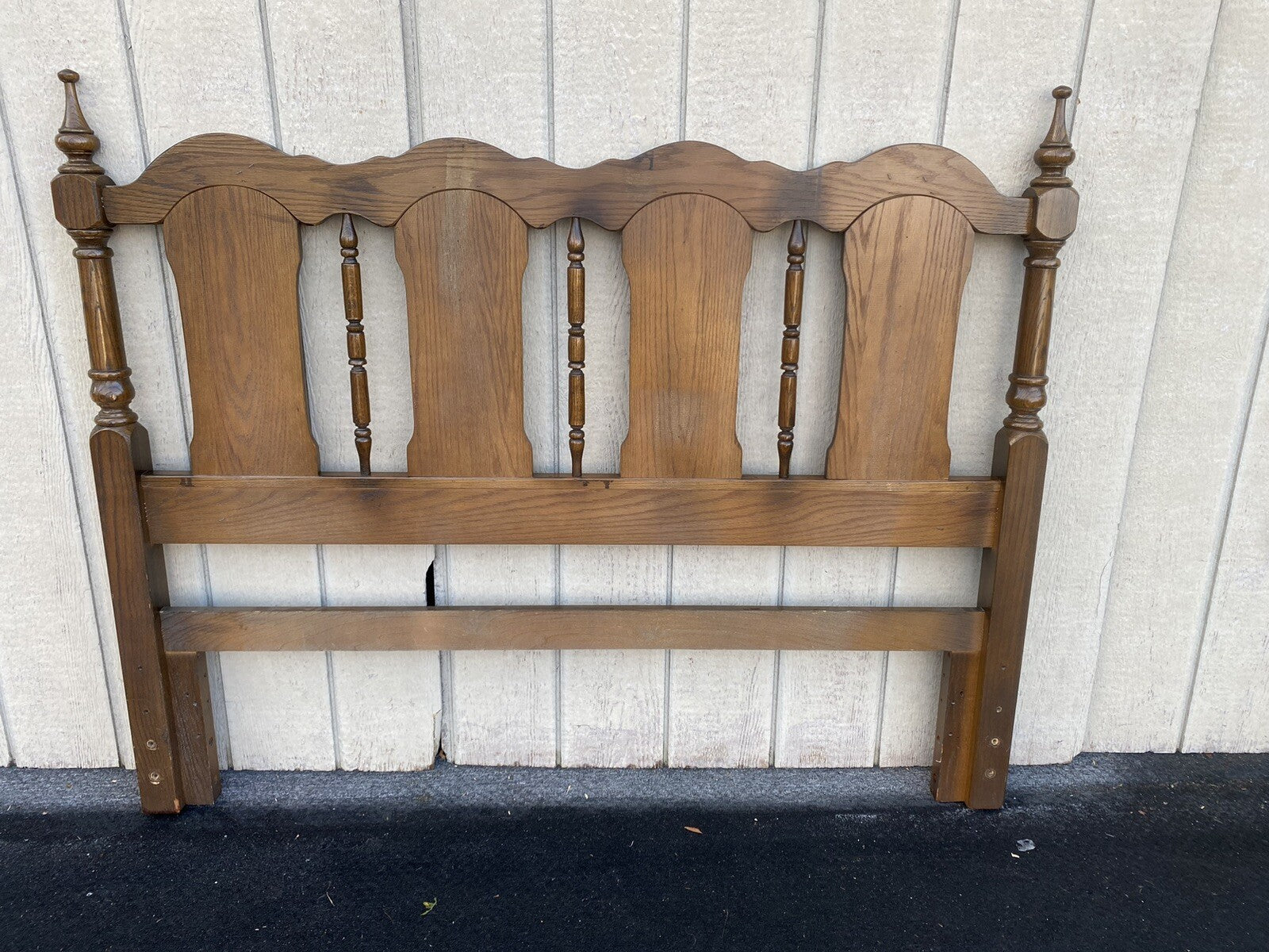 66224   Modern Oak Full or Queen Size Headboard Bed