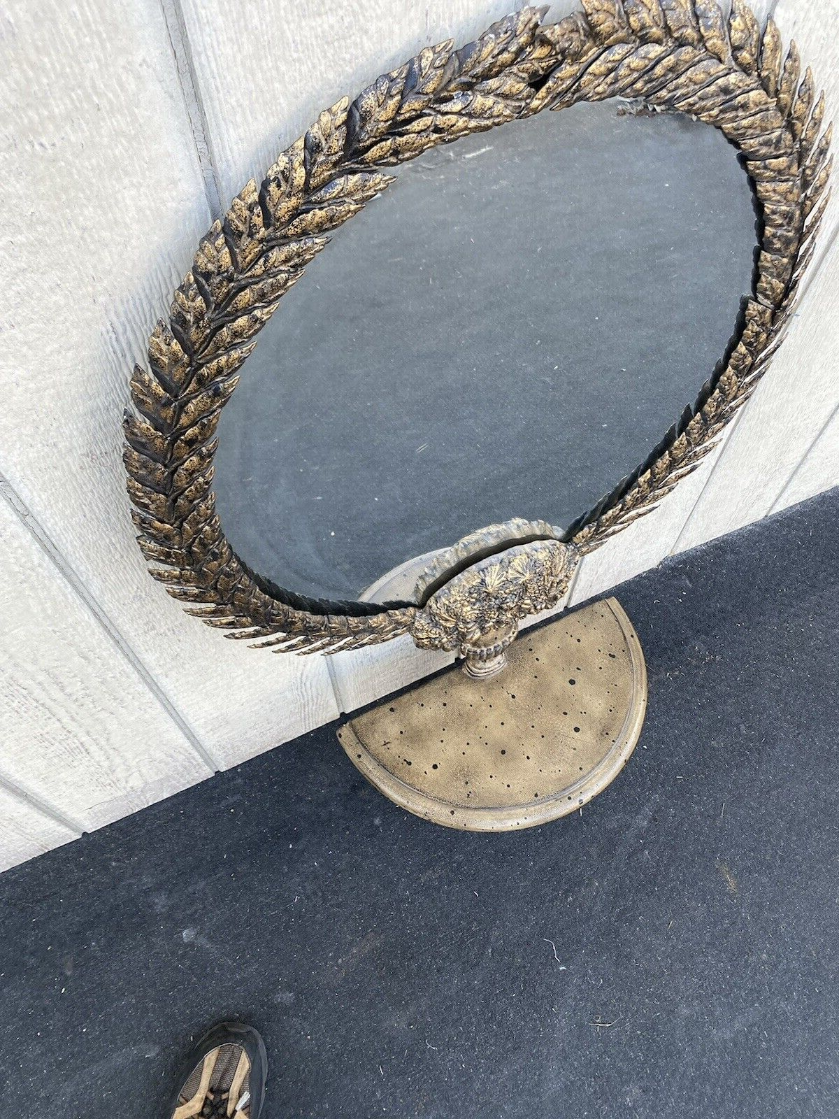 65856 Silver Metal Decorator Mirror with Shelfeta