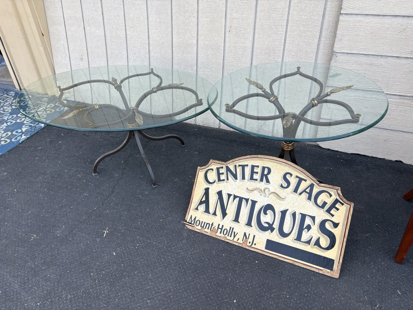 66755   Modern QUALITY Glass and Iron Accent Table Stand