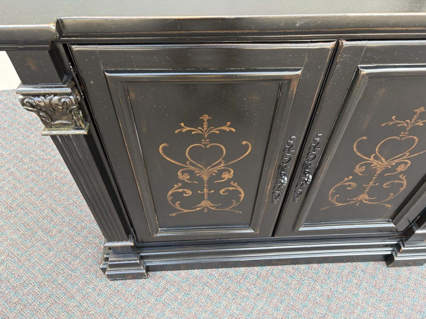 66991   Decorator Storage Cabinet Sideboard Buffet Liquor cabinet