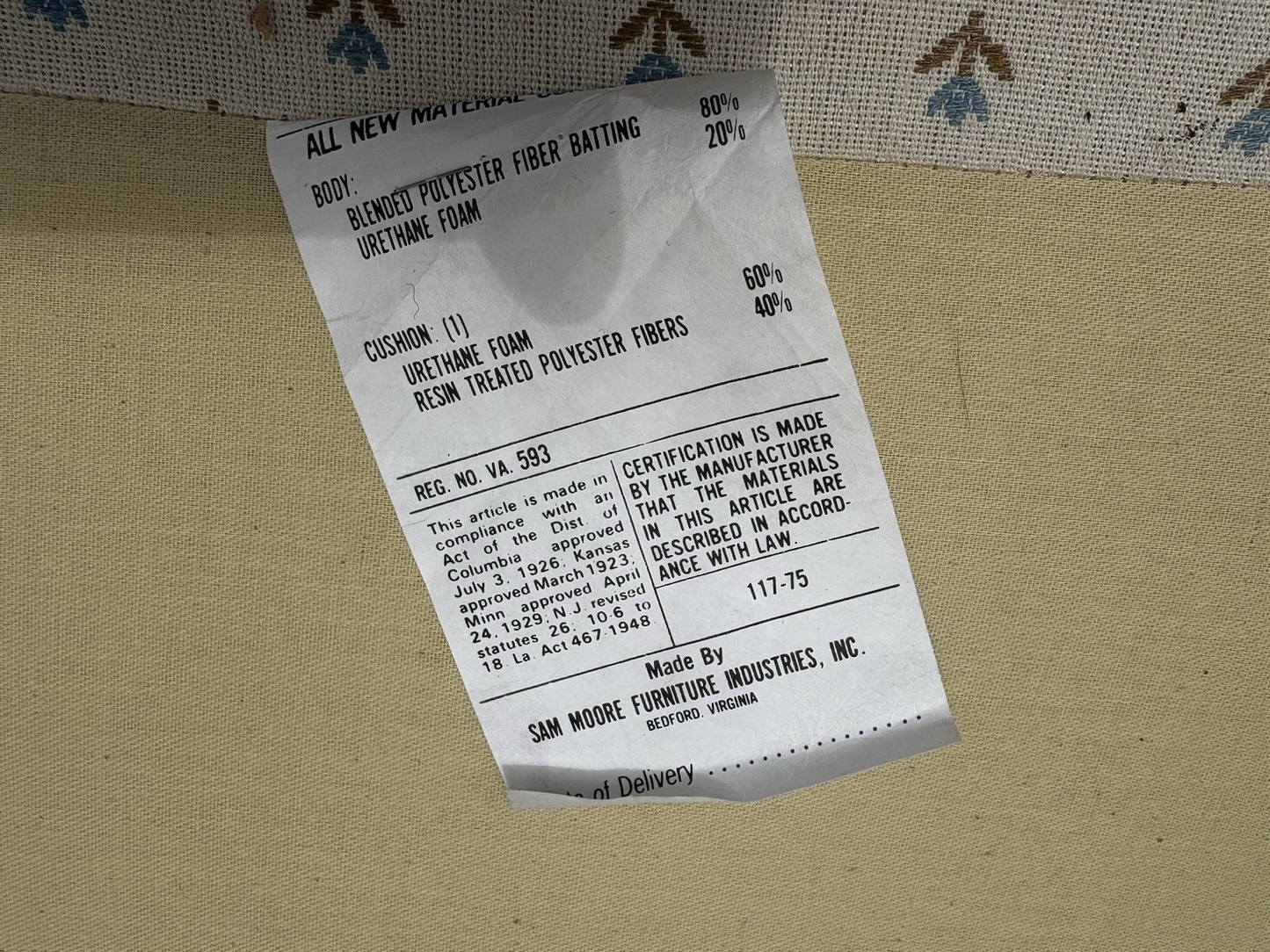 66809   Hepplewhite  SAM MOORE Mahogany Loveseat Sofa Couch Chair