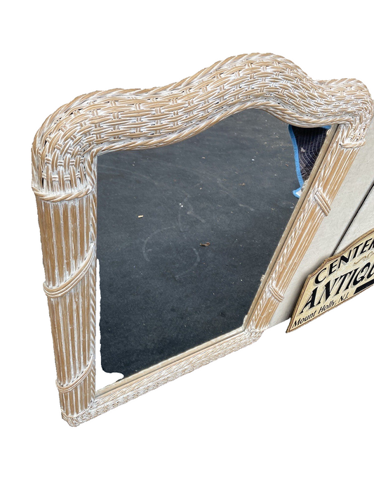 64674 Wicker Decorator Accent Mirror