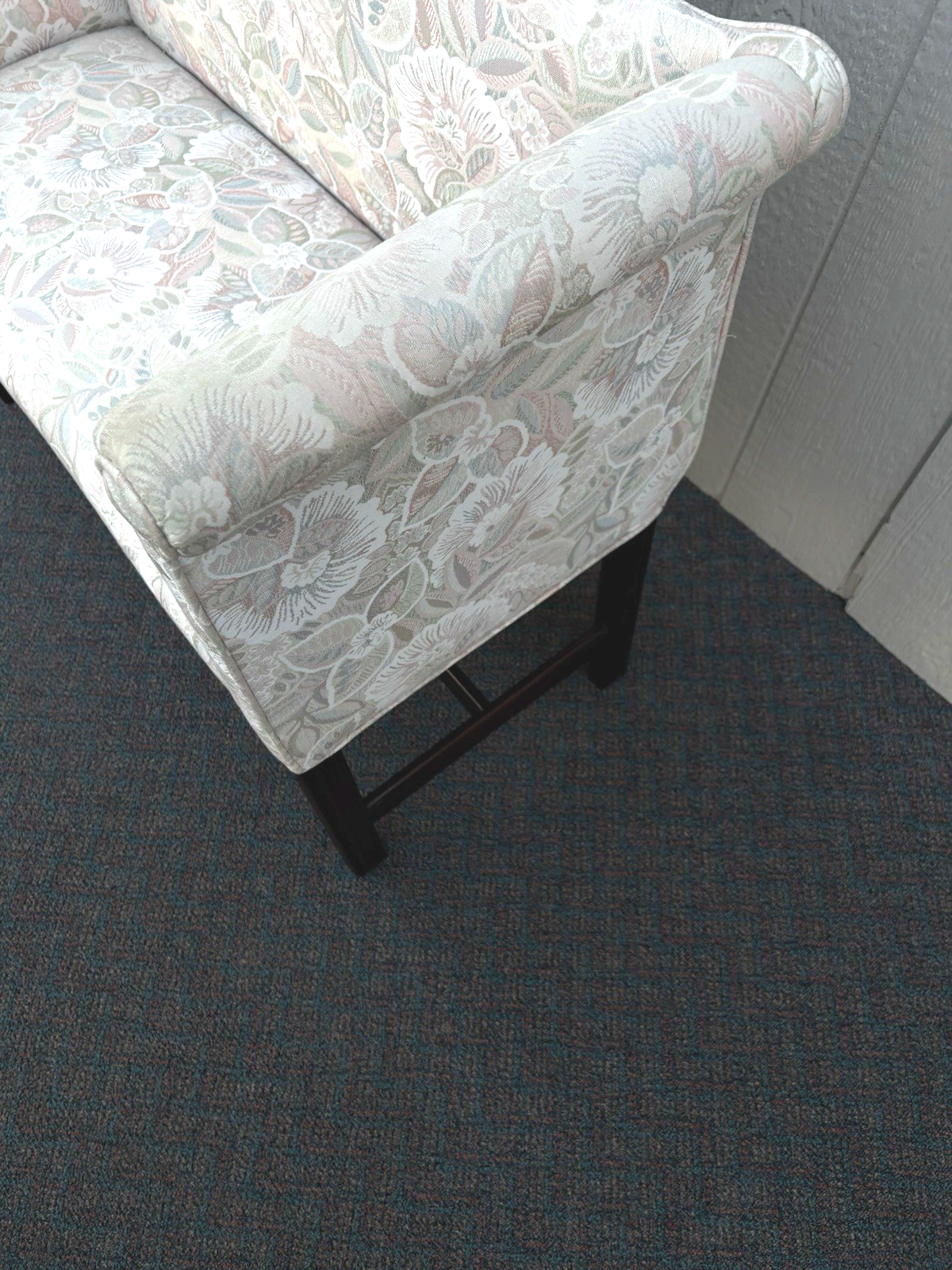 66957 Custom Made Window Bench Vanity Ottoman Bench