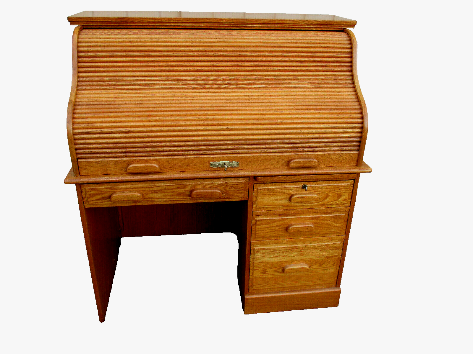 62628   WINNERS ONLY Oak Roll Top Desk w/ Swivel Office Chair