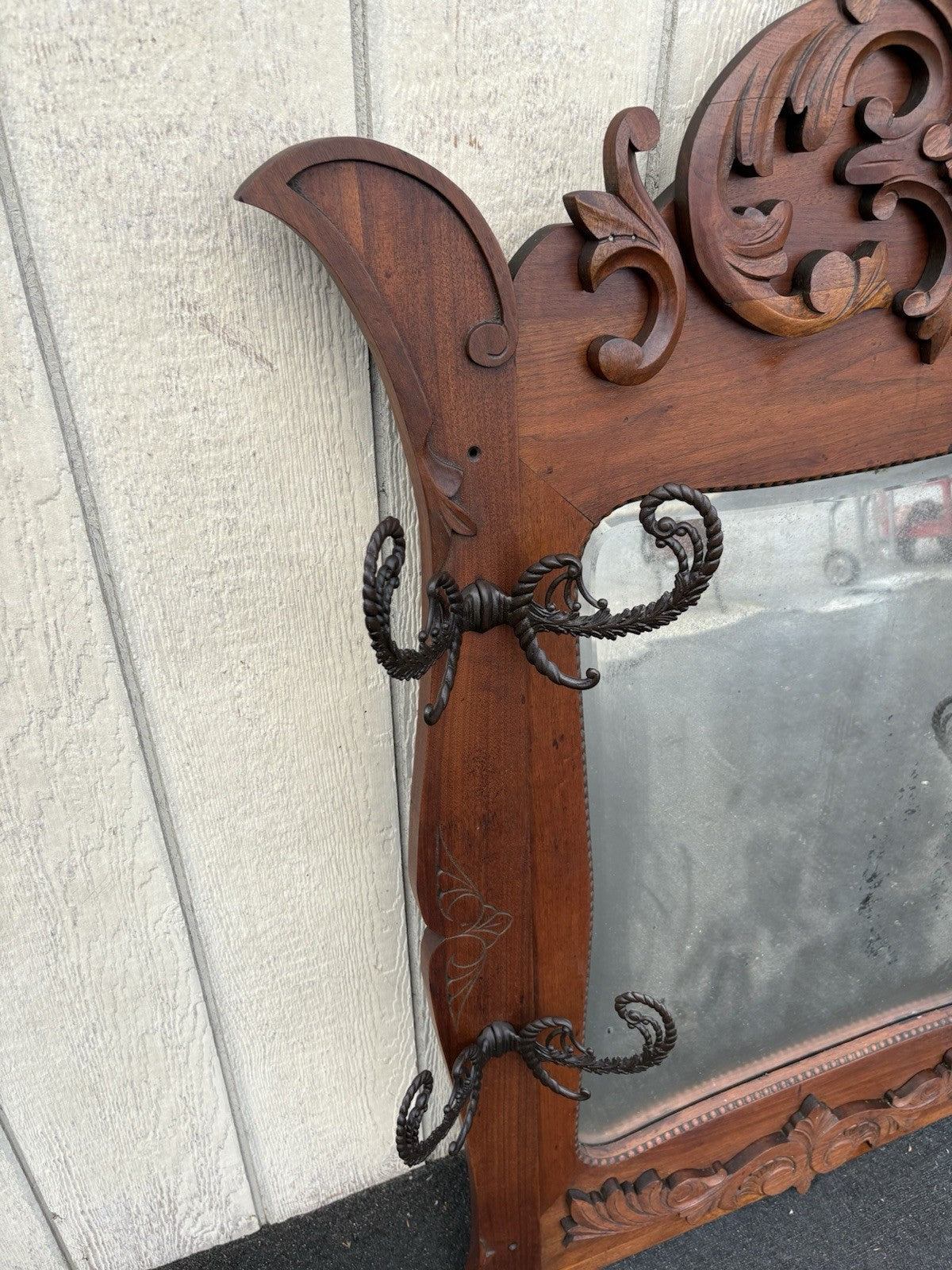66724 Antique Victorain Mirror with 4 Hooks to hang coats hats Hatrack Coattree