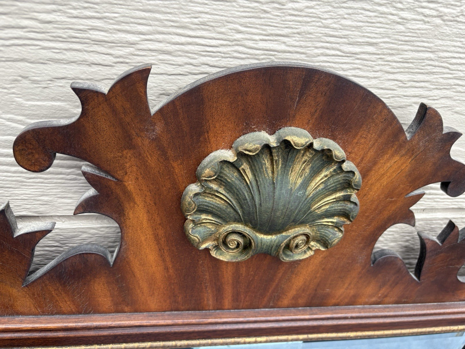 63573 HENKEL HARRIS Chippendale Burled Mahogany  Mirror