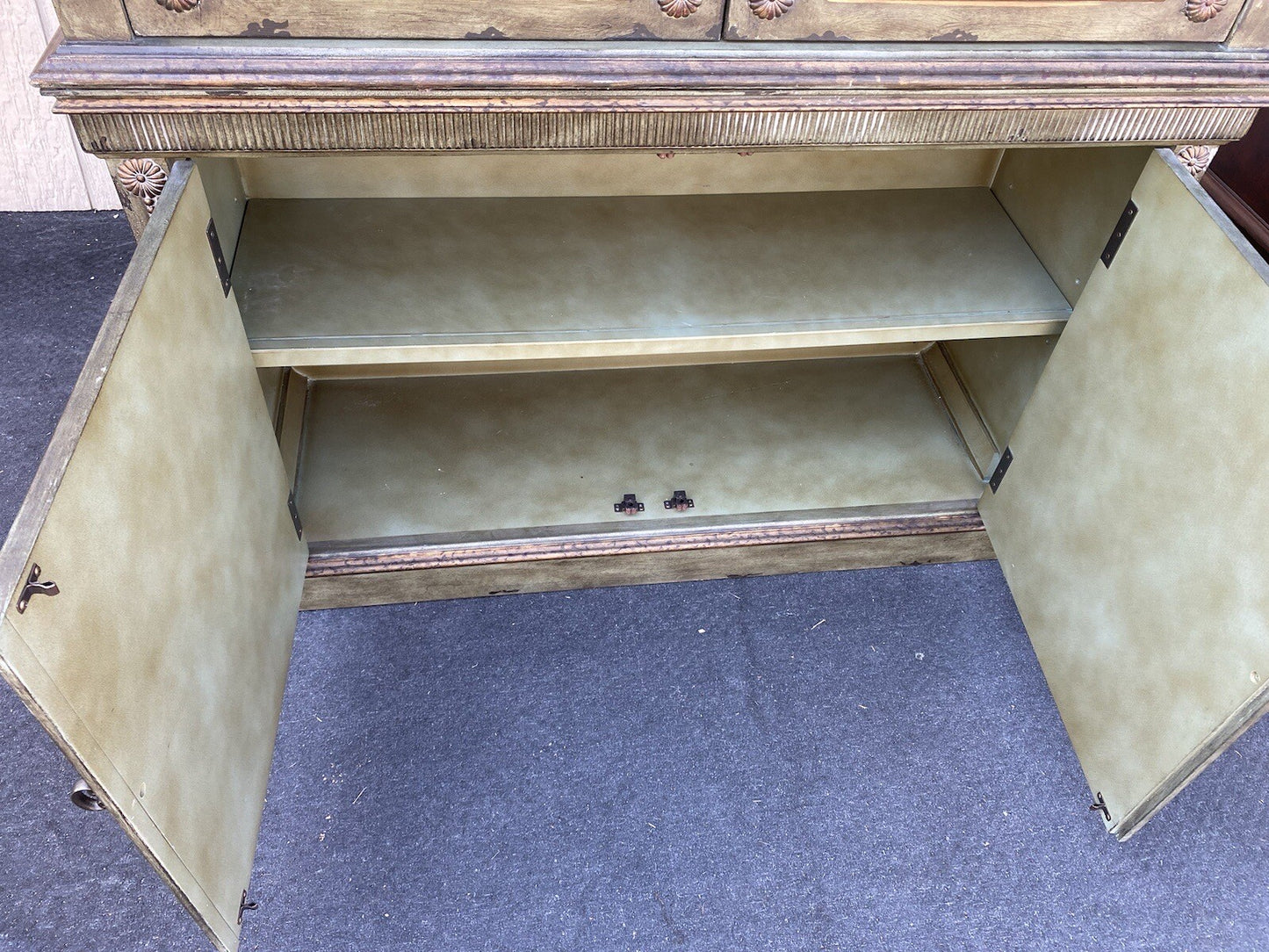 64759 DOMAIN Decorator Figural China Cabinet Curio Breakfront