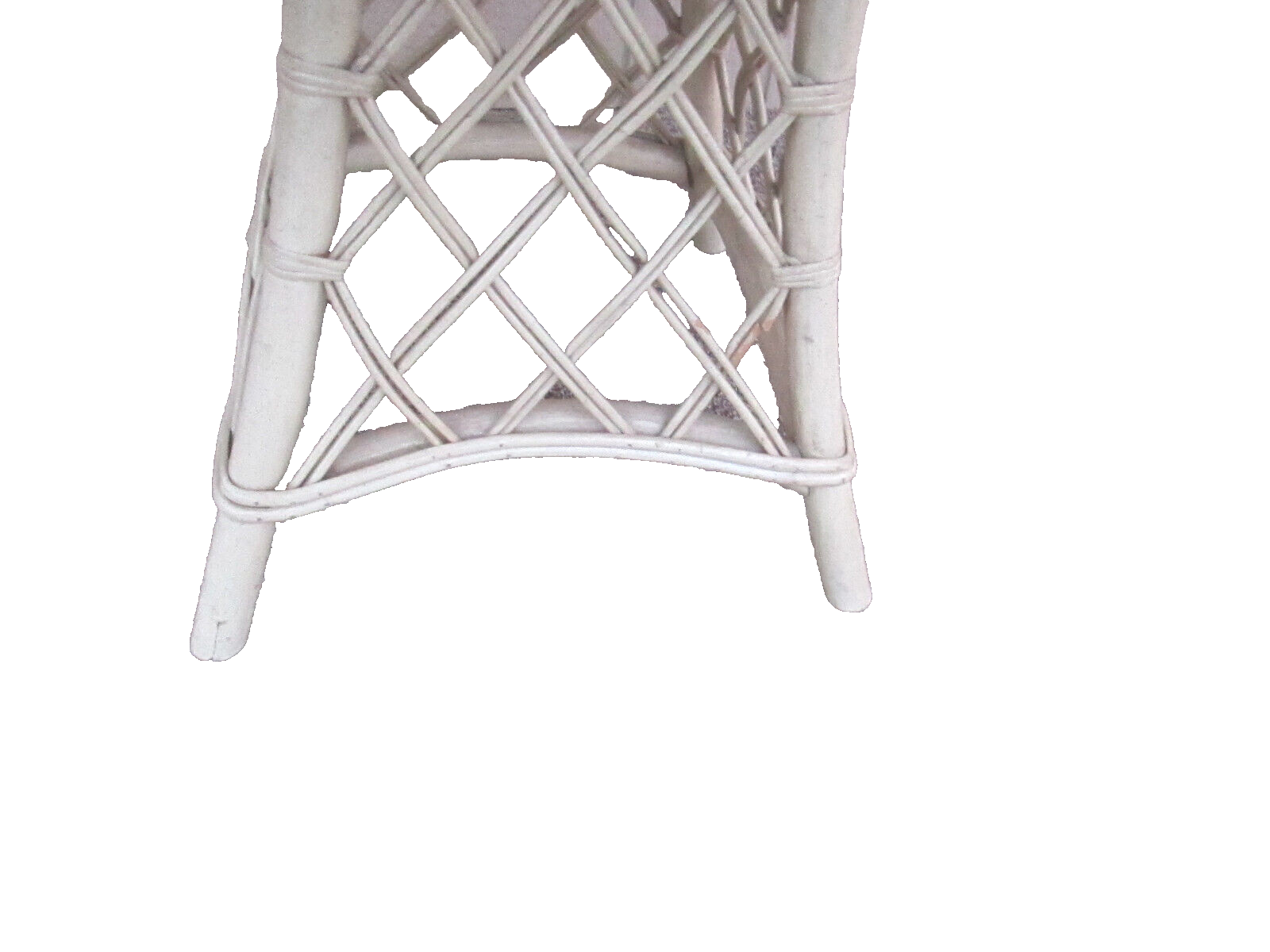 55219   Wicker Rattan Dining Kitchen Foyer Garden Table    42" Round Top 