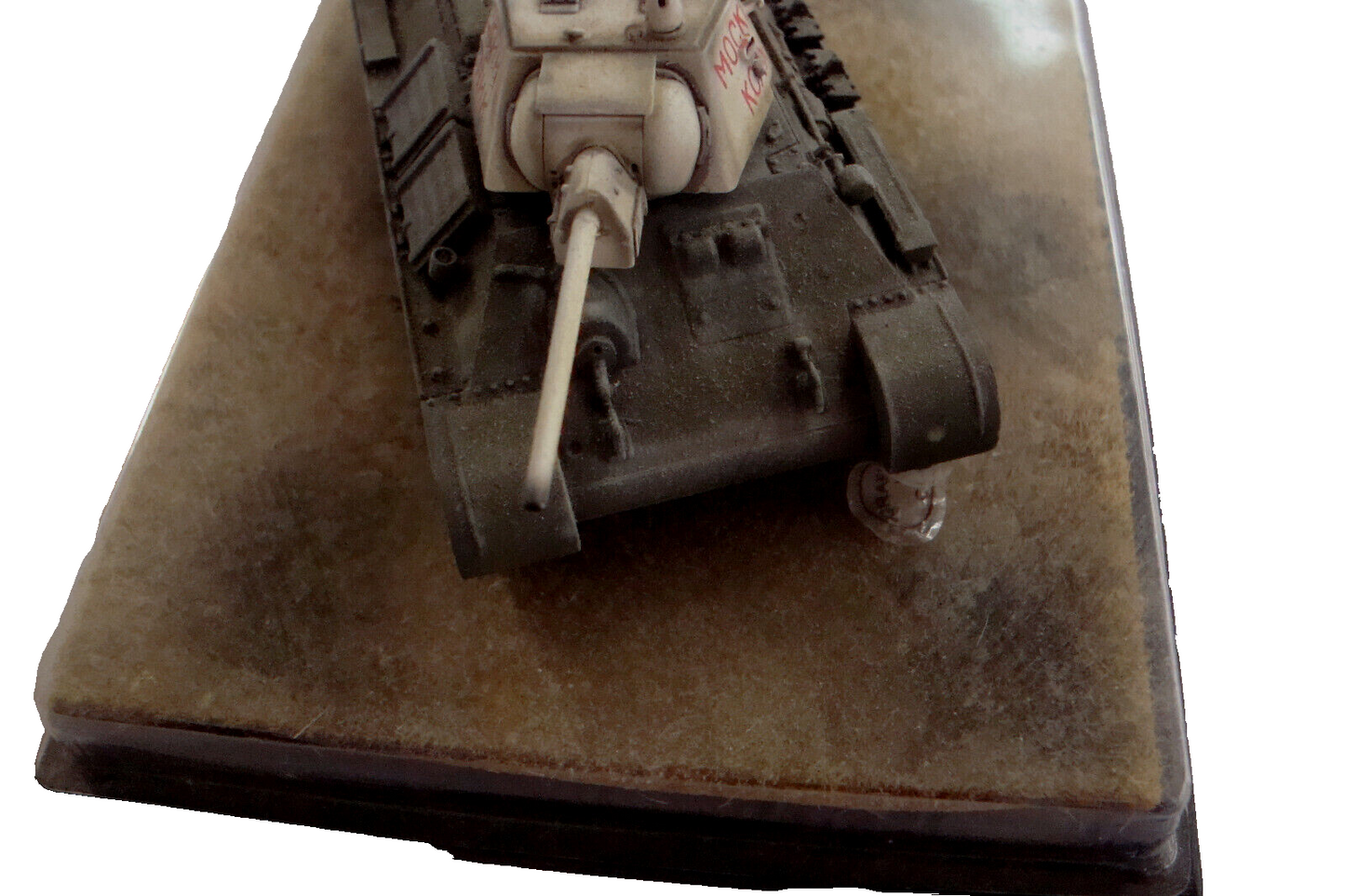 ES35: Pair of Dragon Armor Model WWII Collectibles Military Tanks w/display Base