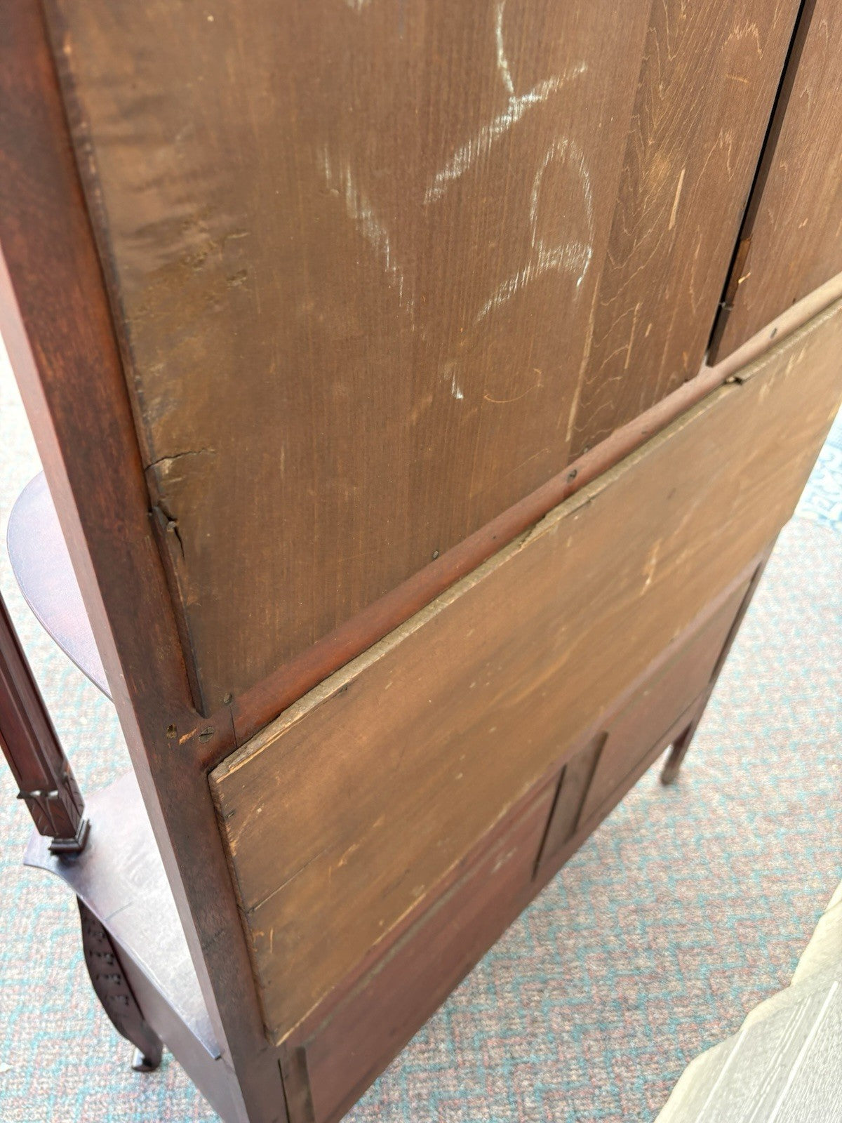 67148 Antique Mahogany Etergie Curio Display cabinet