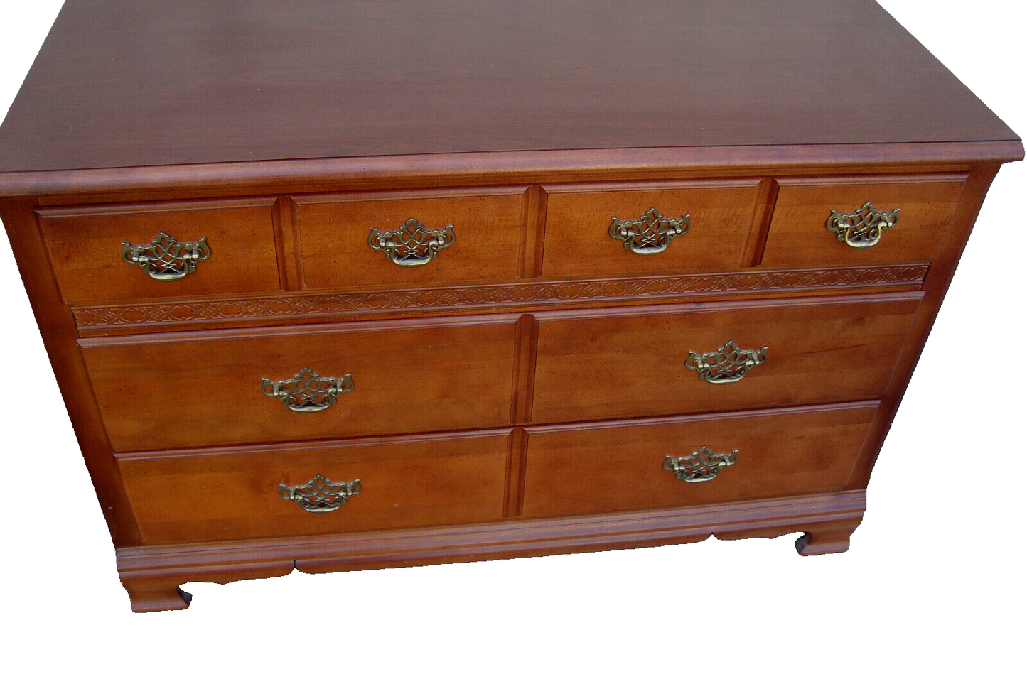 62258 Stanley Cherry Dresser with Mirror