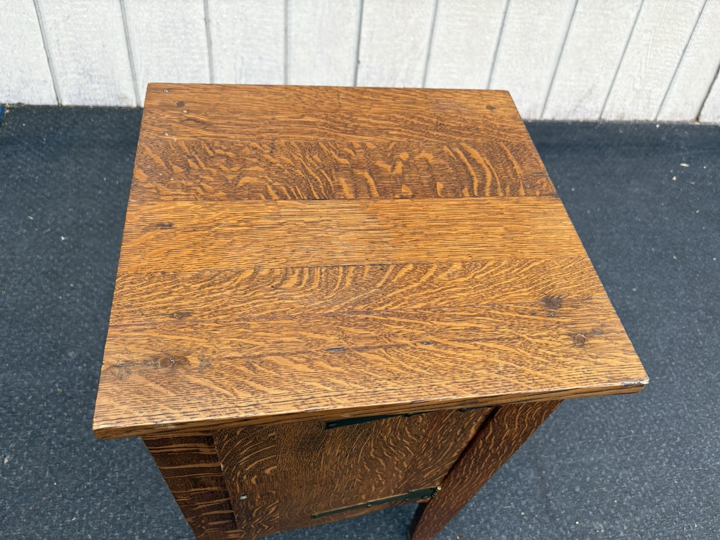 66720   Mission Oak Arts Crafts Nightstand End table Taboret