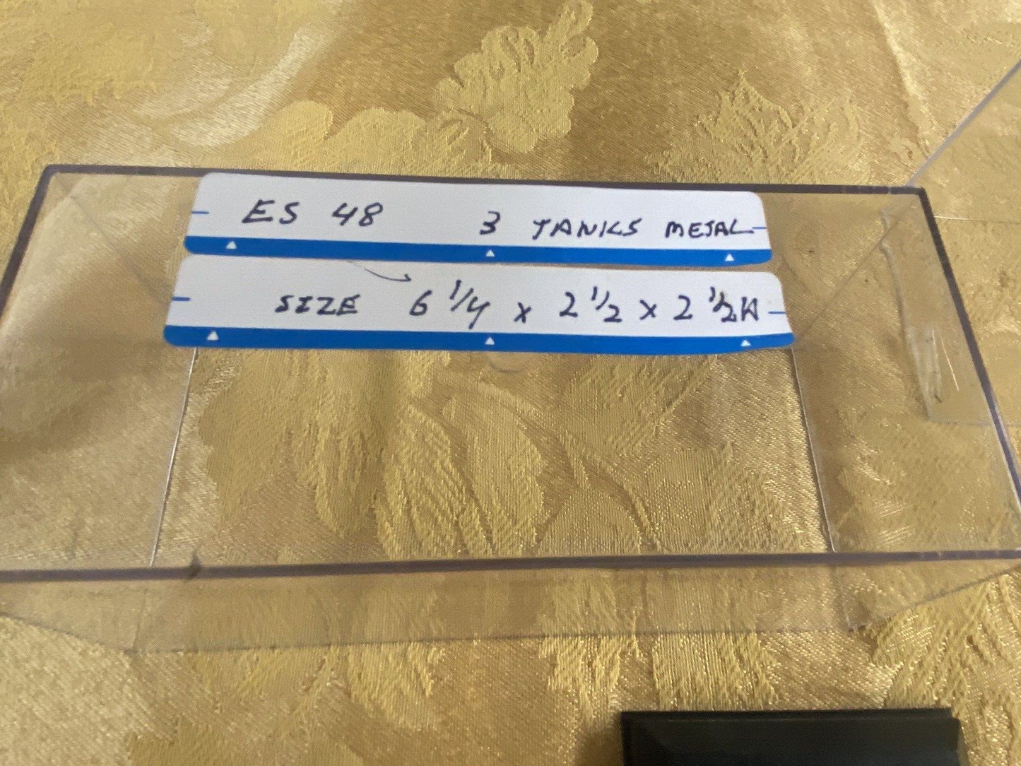 ES 48  :   3 Diecast Military Tanks with showcases  6 1/4" x 2 1/2" x 2 1/2"H