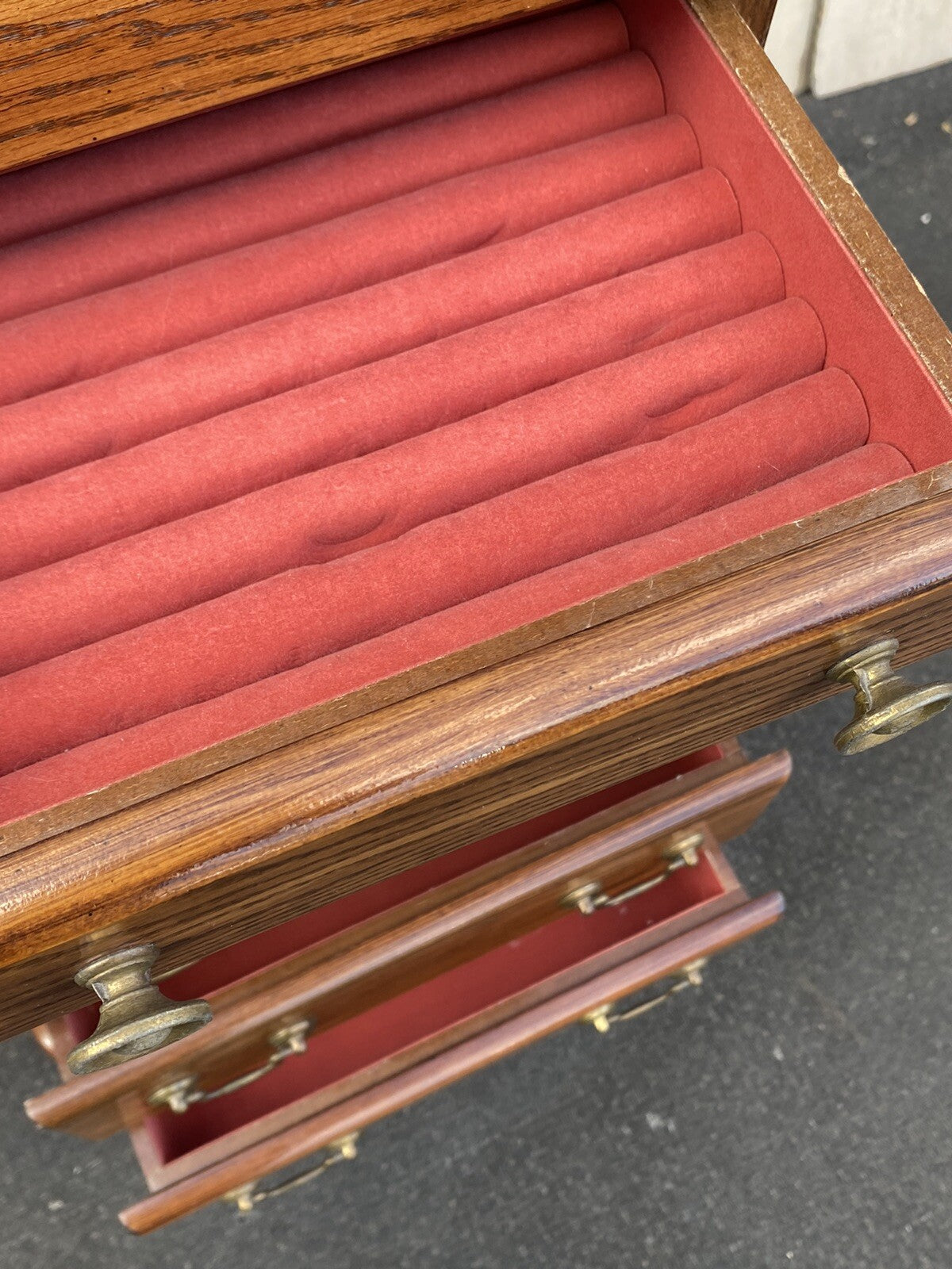 66258 Oak Jewelry Cabinet Display Case with Mirror