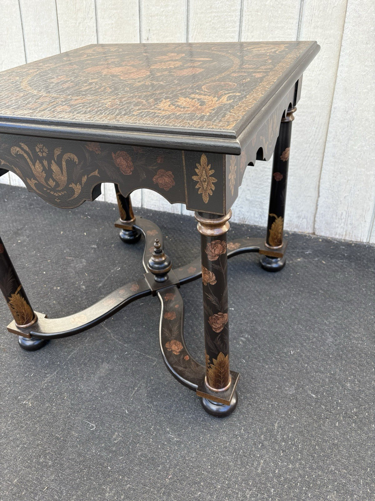 66704 Ebony Decorator Lamp Table Stand