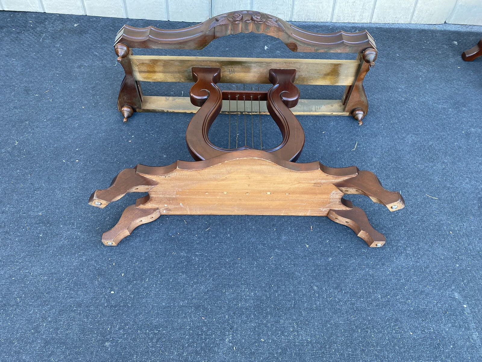 66048 + 66049   PAIR    of  Kimball ?? Marble top Console Table Stand s