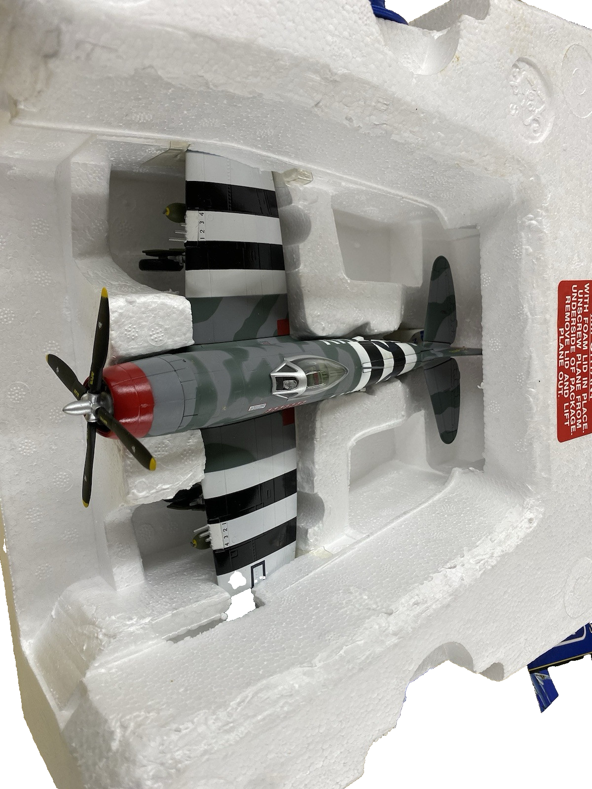 ES 204 P 47 Thunderbolt WW11  Franklin Mint  Airplane Plane B11B295148