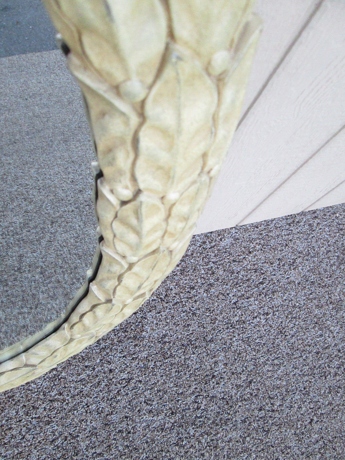 58518 Oval Fancy Carved Romantic Shabby   Decorator Leaf Mirror