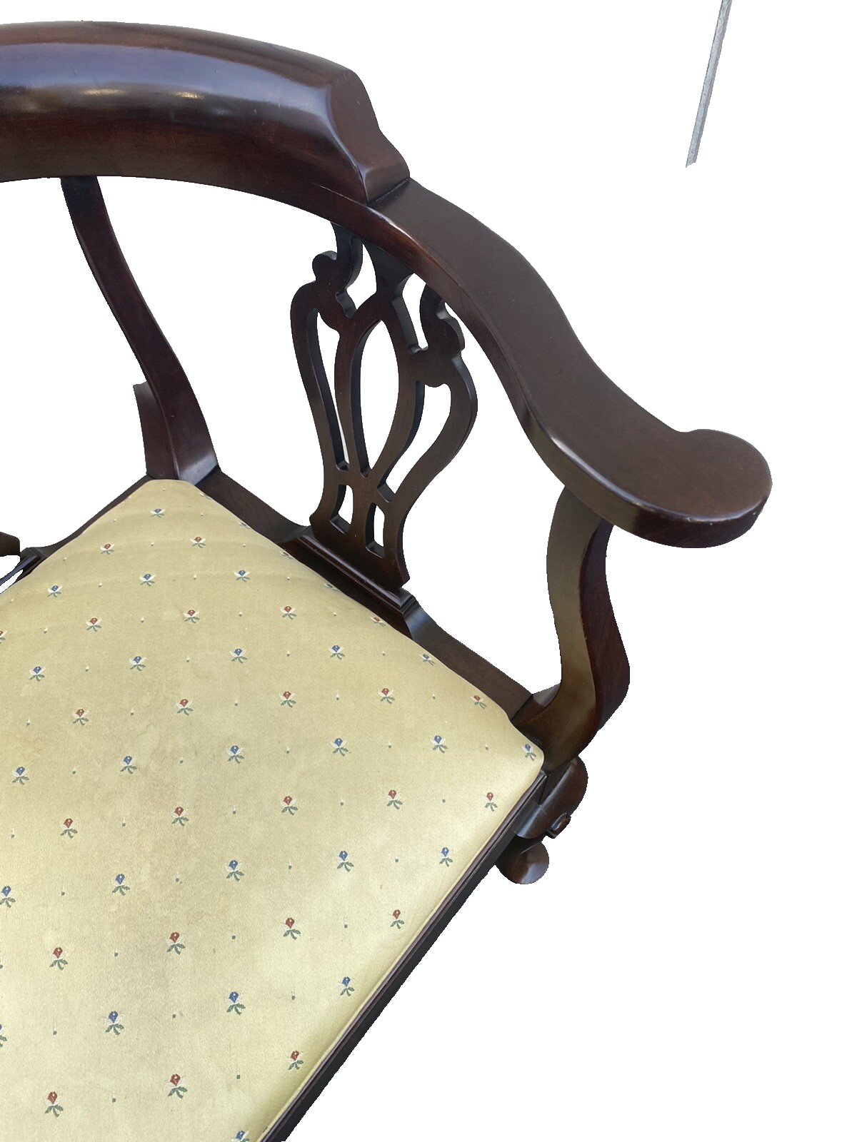 65995   Mahogany ETHAN ALLEN Corner Chair